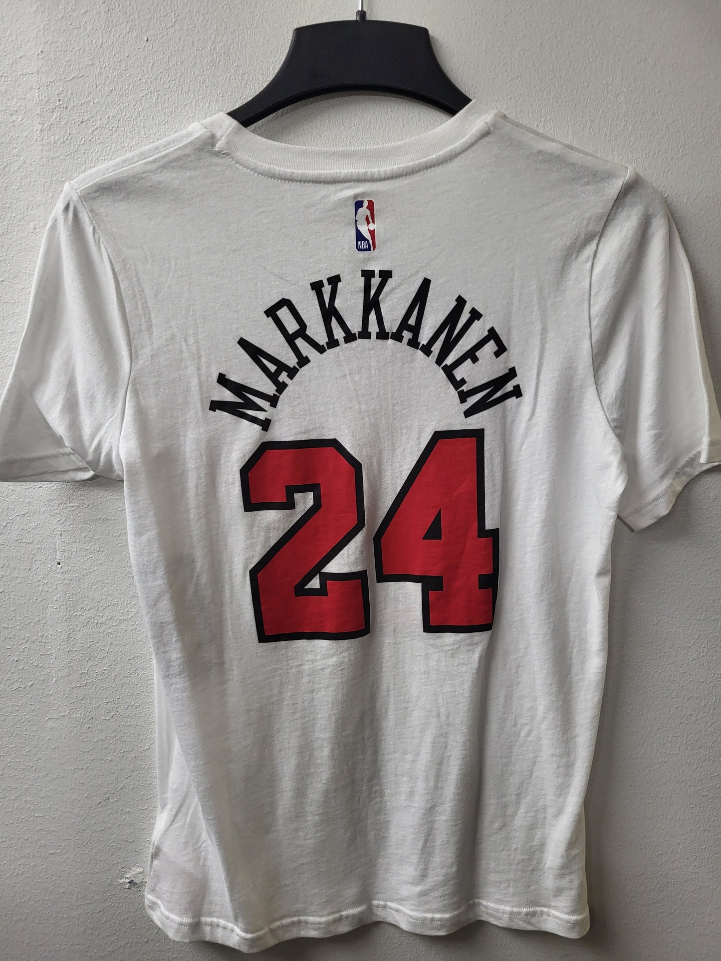 Bulls "Markkanen" t-paita
