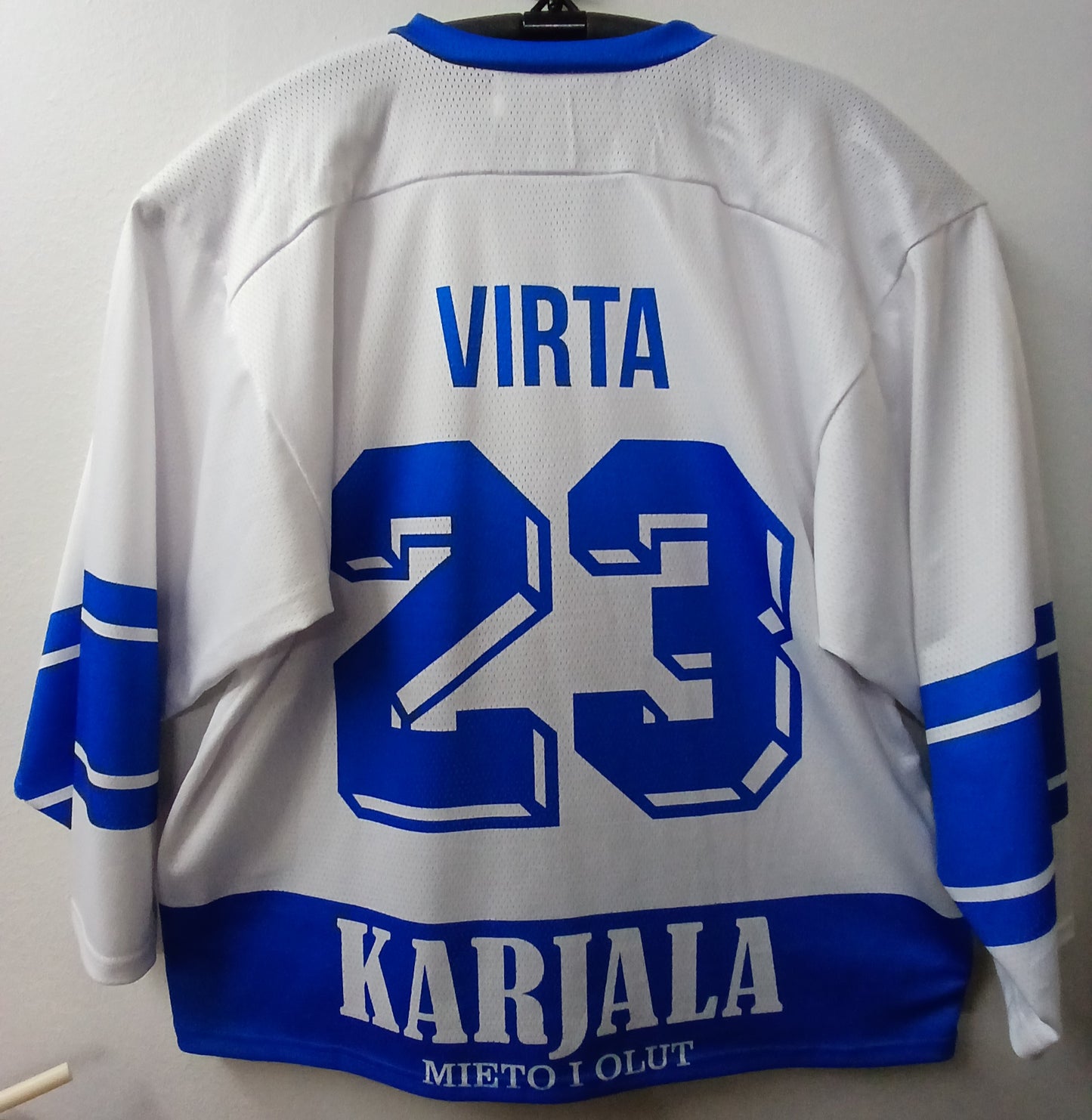 MM 95 Reenipaita. " Virta "