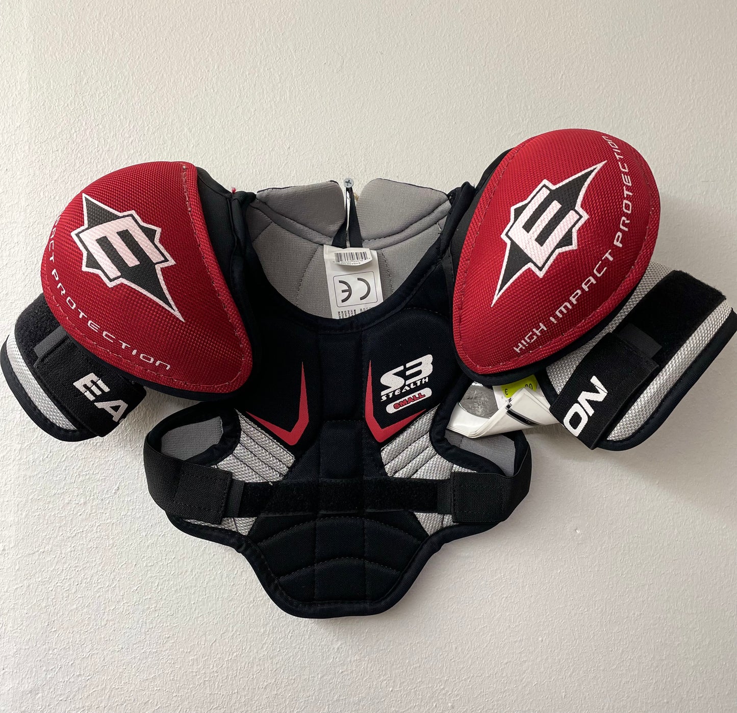 Easton S3 yth hartiasuoja