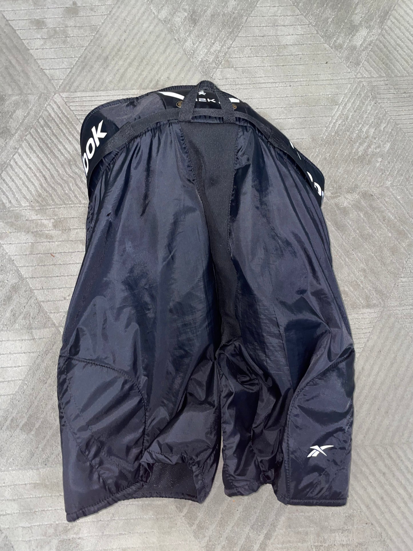 Reebok 12K Sr L Housut