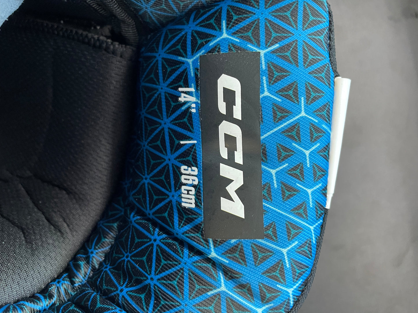 CCM Jetspeed FT880 14”