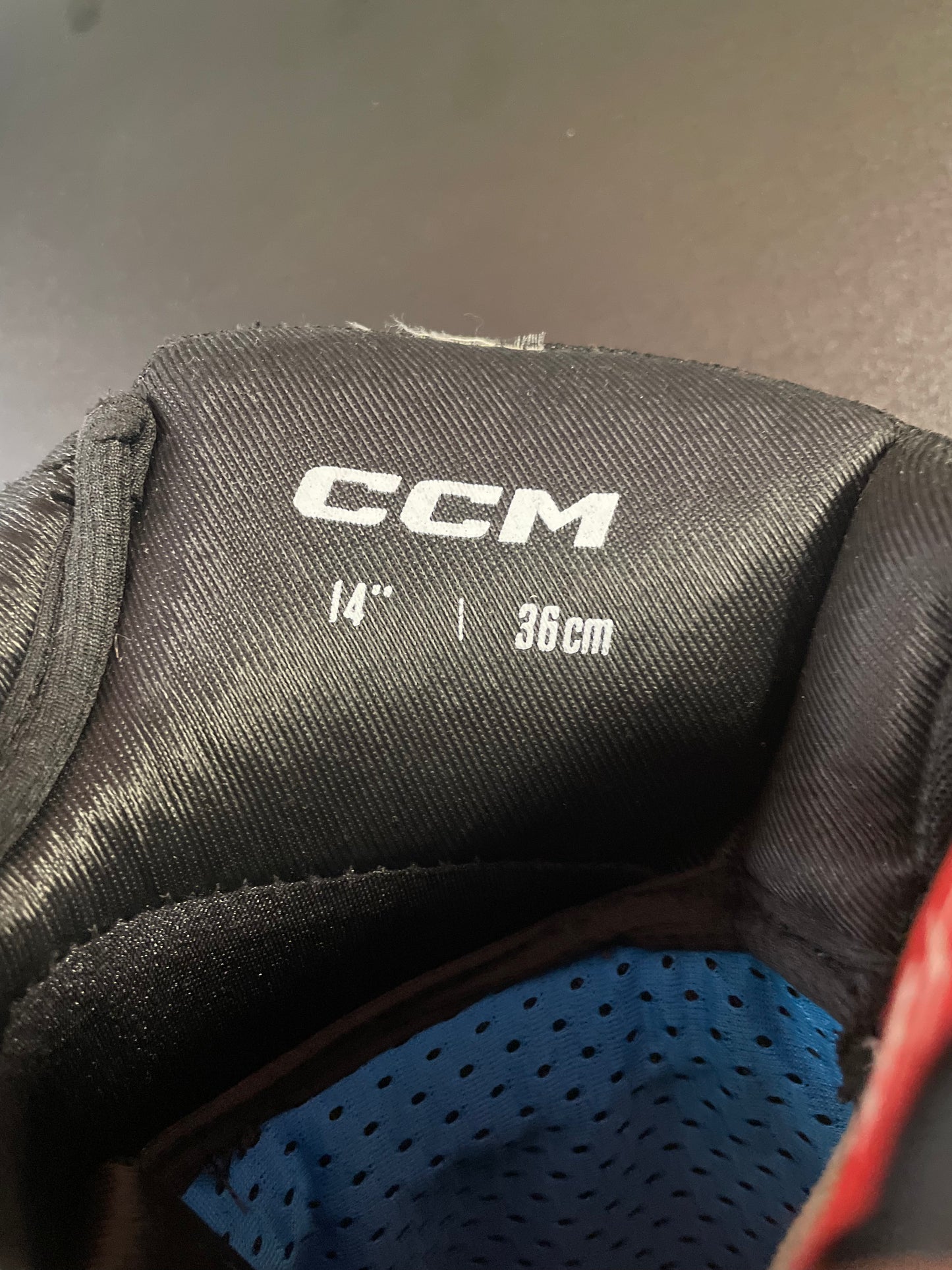 CCM Pelicans 14” käytetyt pelihanskat