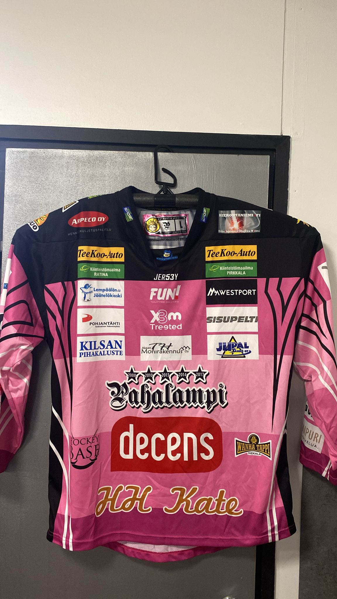 Tuukka Mäntylän Pahalampi pelipaita koko L