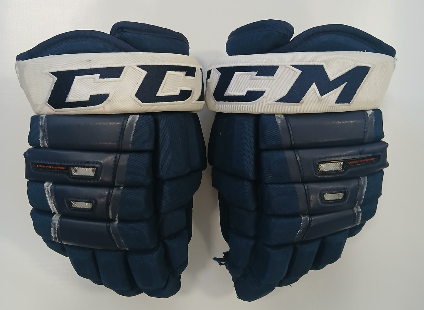 CCM Pro maajoukkue hanskat. Teuvo Teräväisen käytössä olleet.