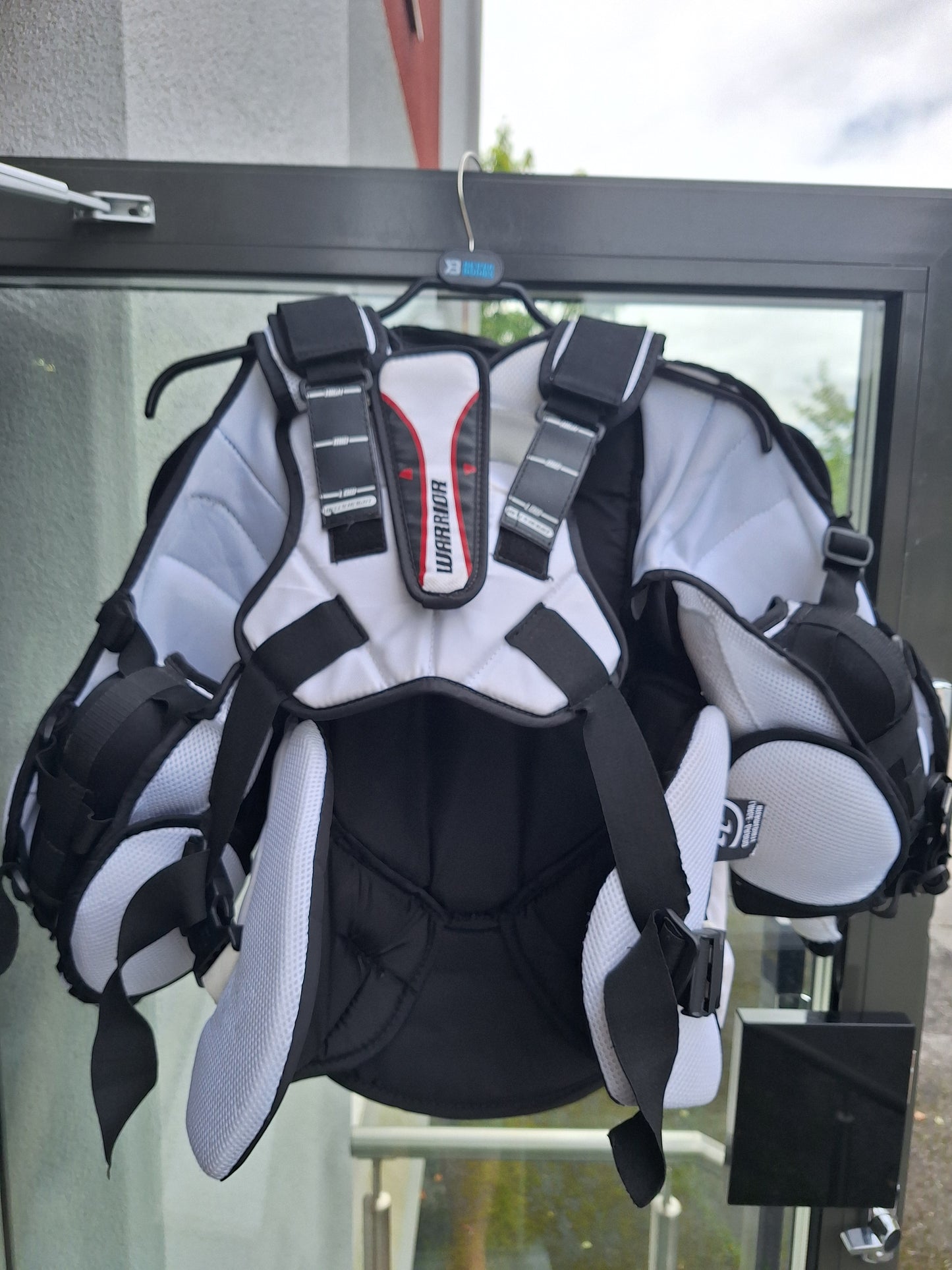 Warrior swagger Int L kunto ok menee noin 145-165cm