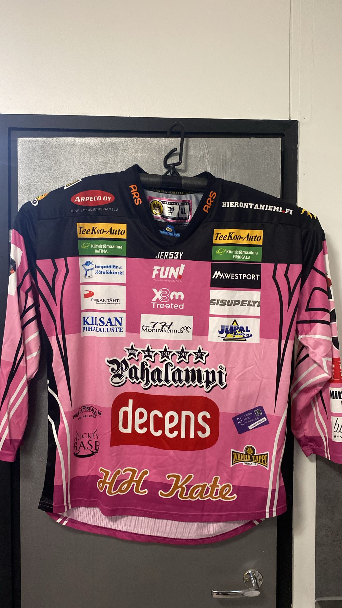 Ossi Pellinen Pahalampi pelipaita koko XL