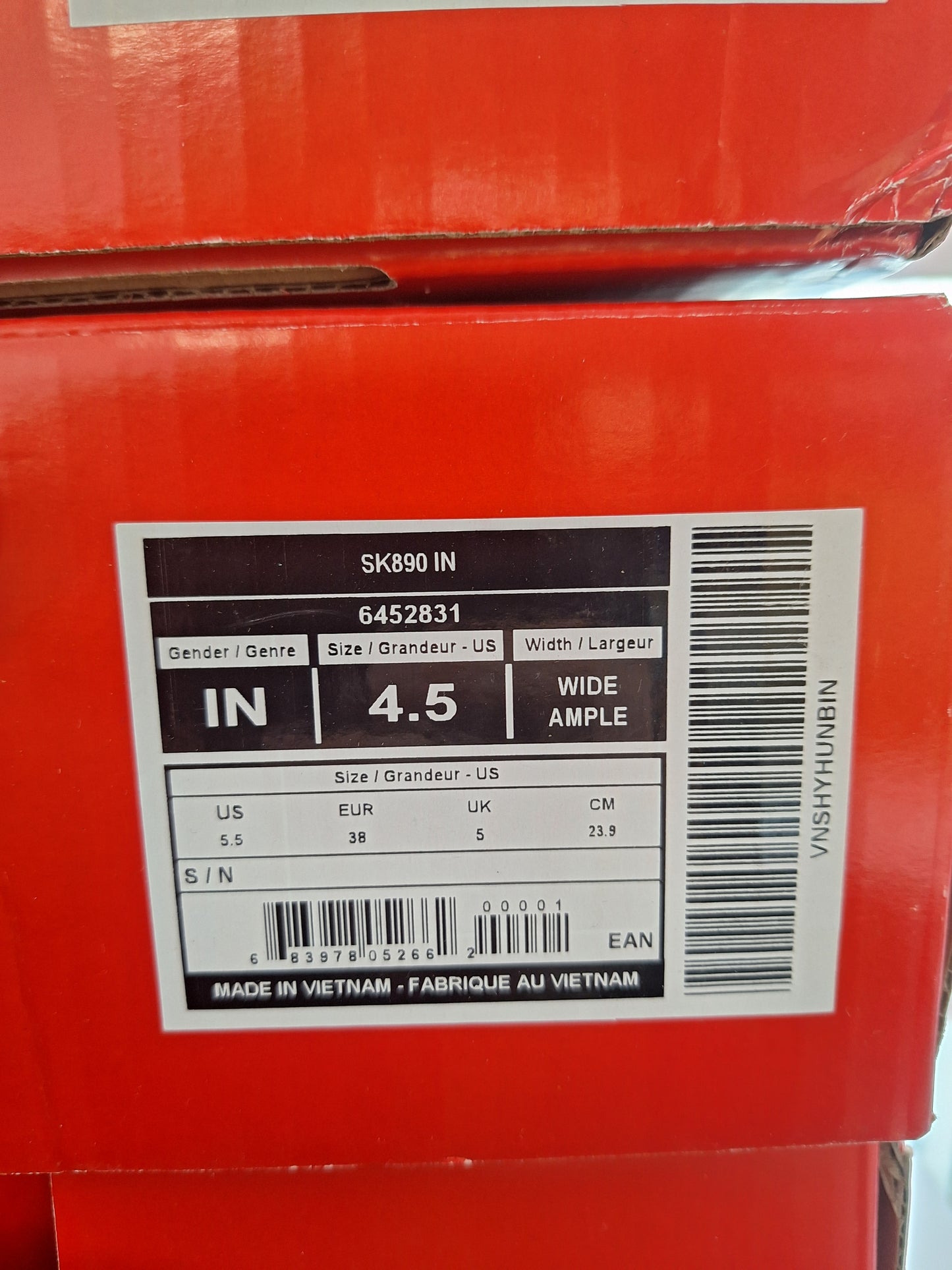 CCM FT890 Int koko 4.5 = 38 lesti Wide SUOMEN HALVIN