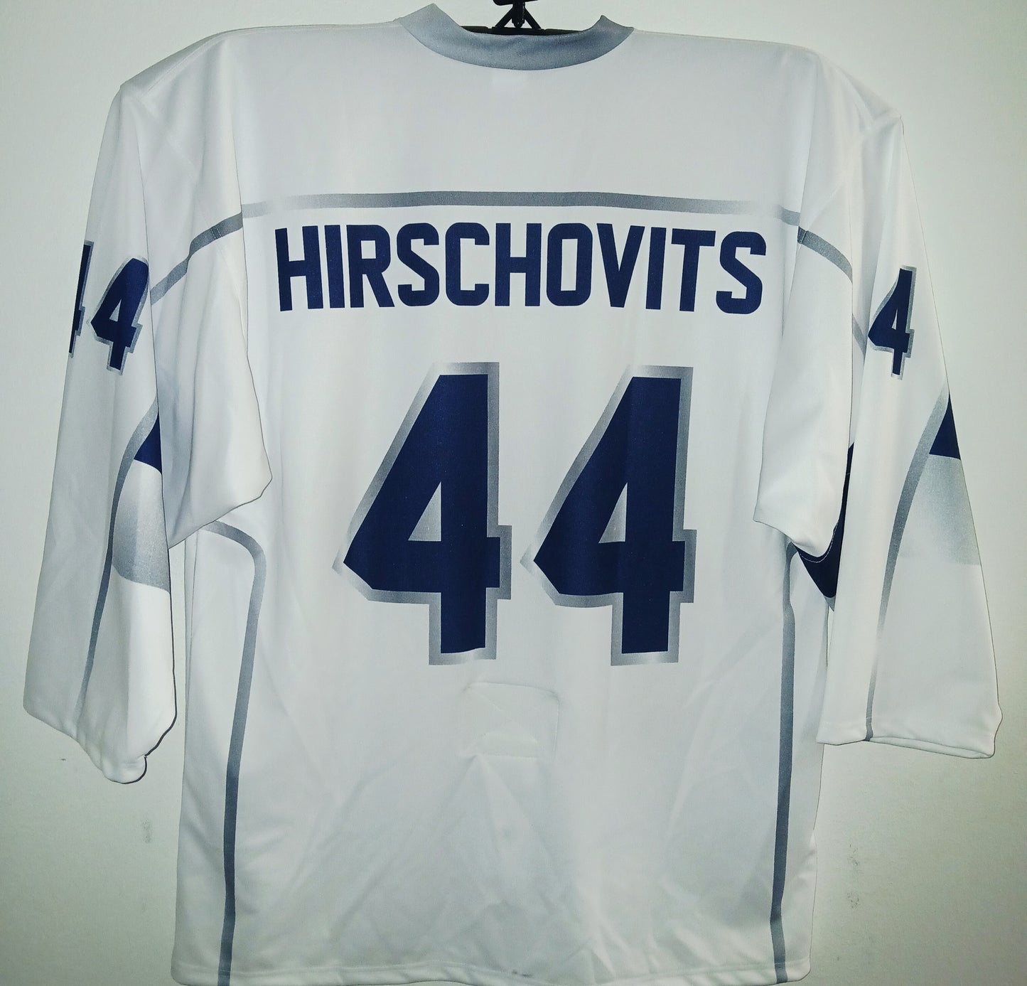 Espoo United mestiskauden paita. "Hirschovits"