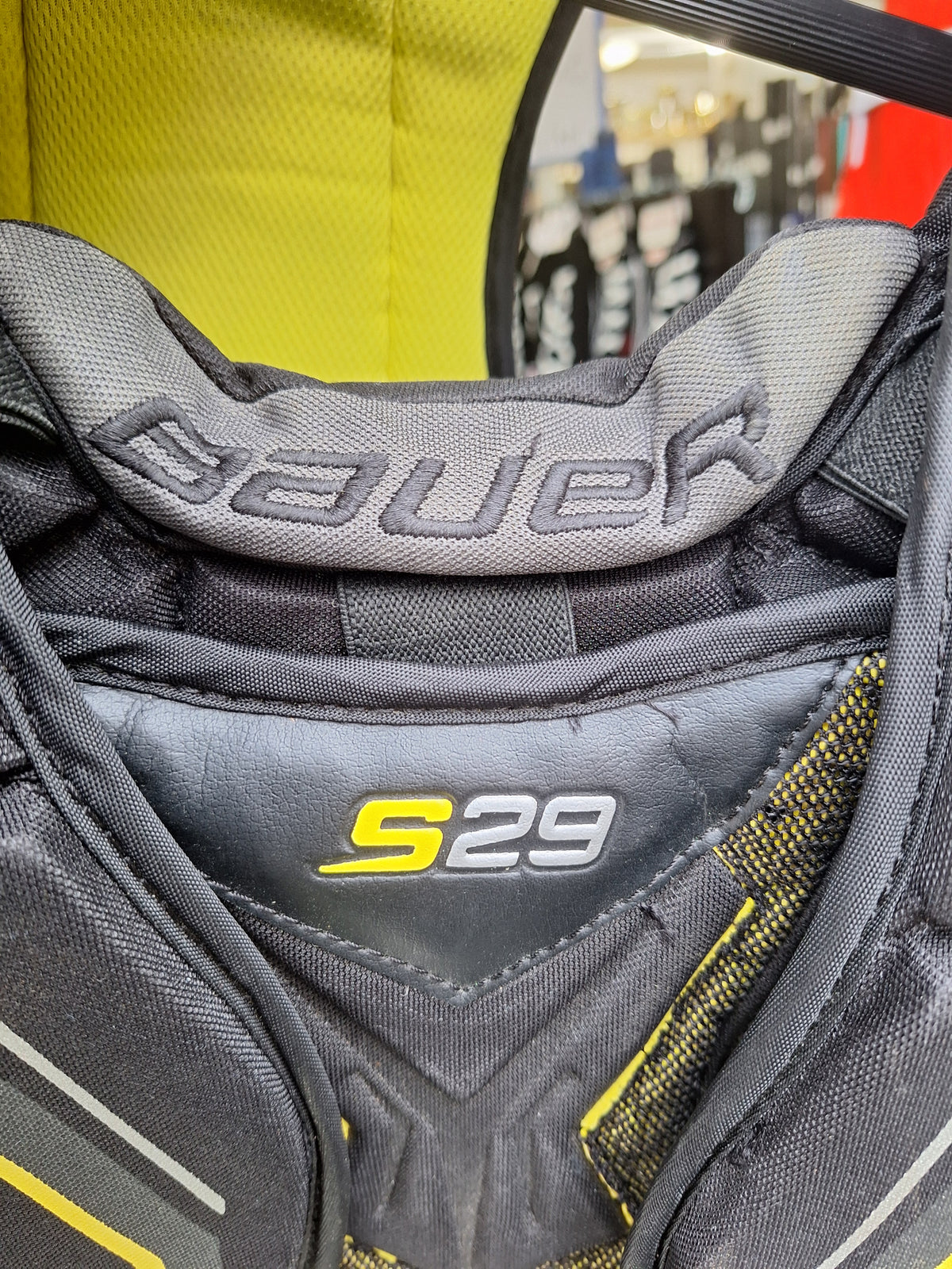 Bauer S29 koko Sr L kunto ok
