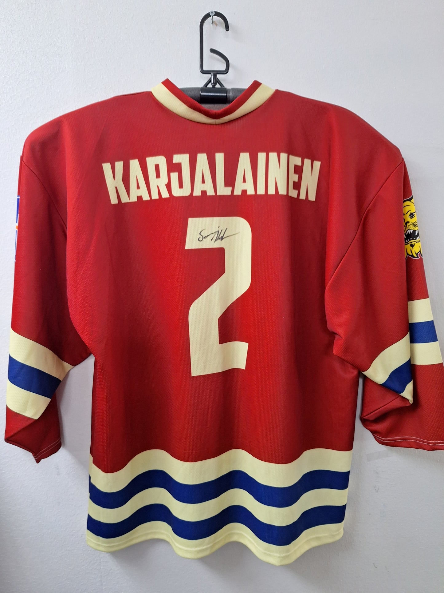 Sami Karjalaisen hyväntekeväisyys pelin paita koko XL