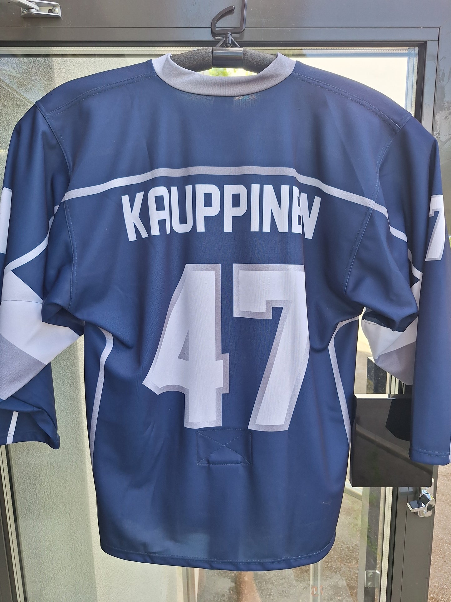 Espoo united uusi paita Kauppinen koko L