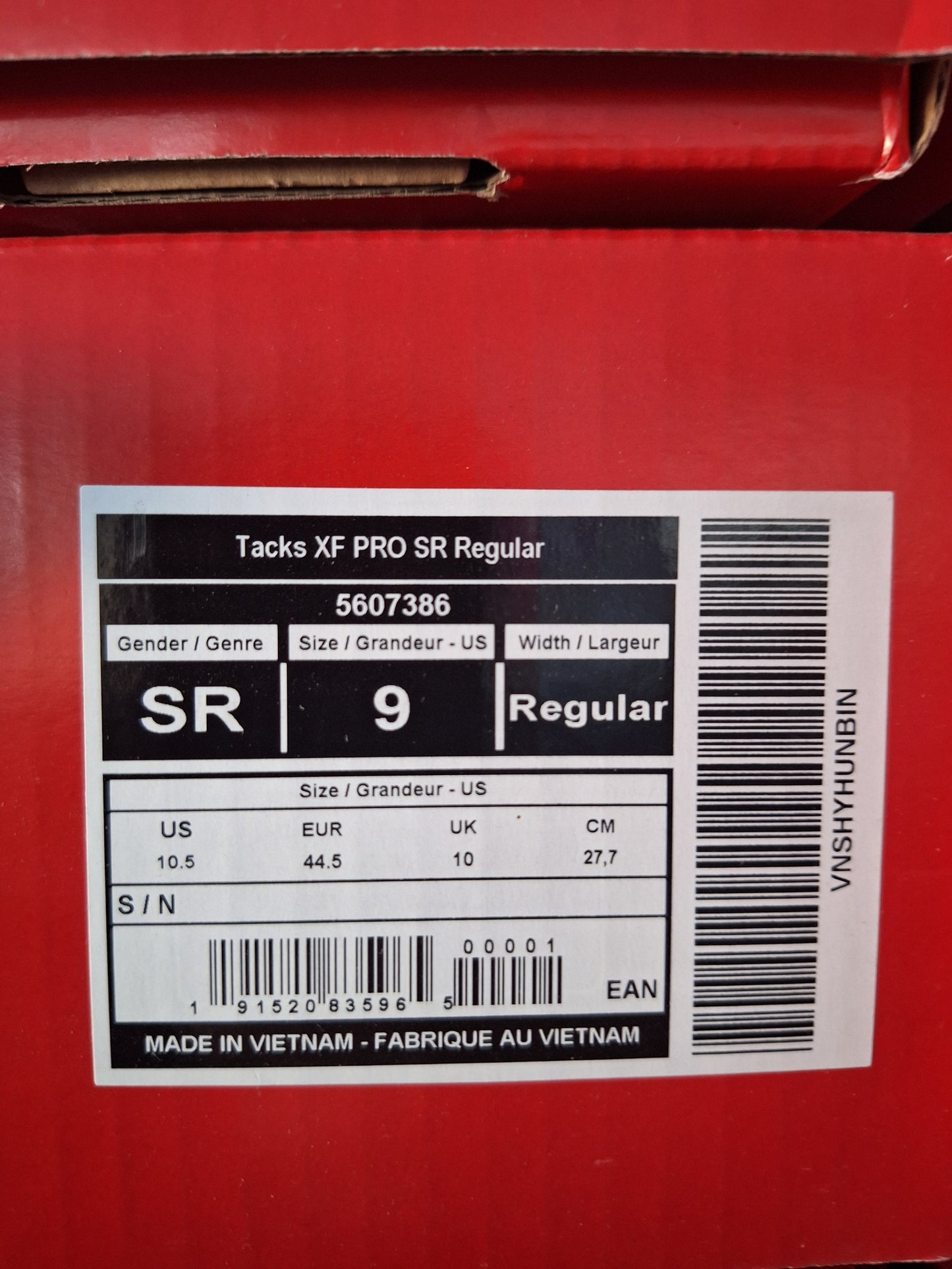 CCM XF PRO koko 9 = 44,5 lesti Regular SUOMEN HALVIN