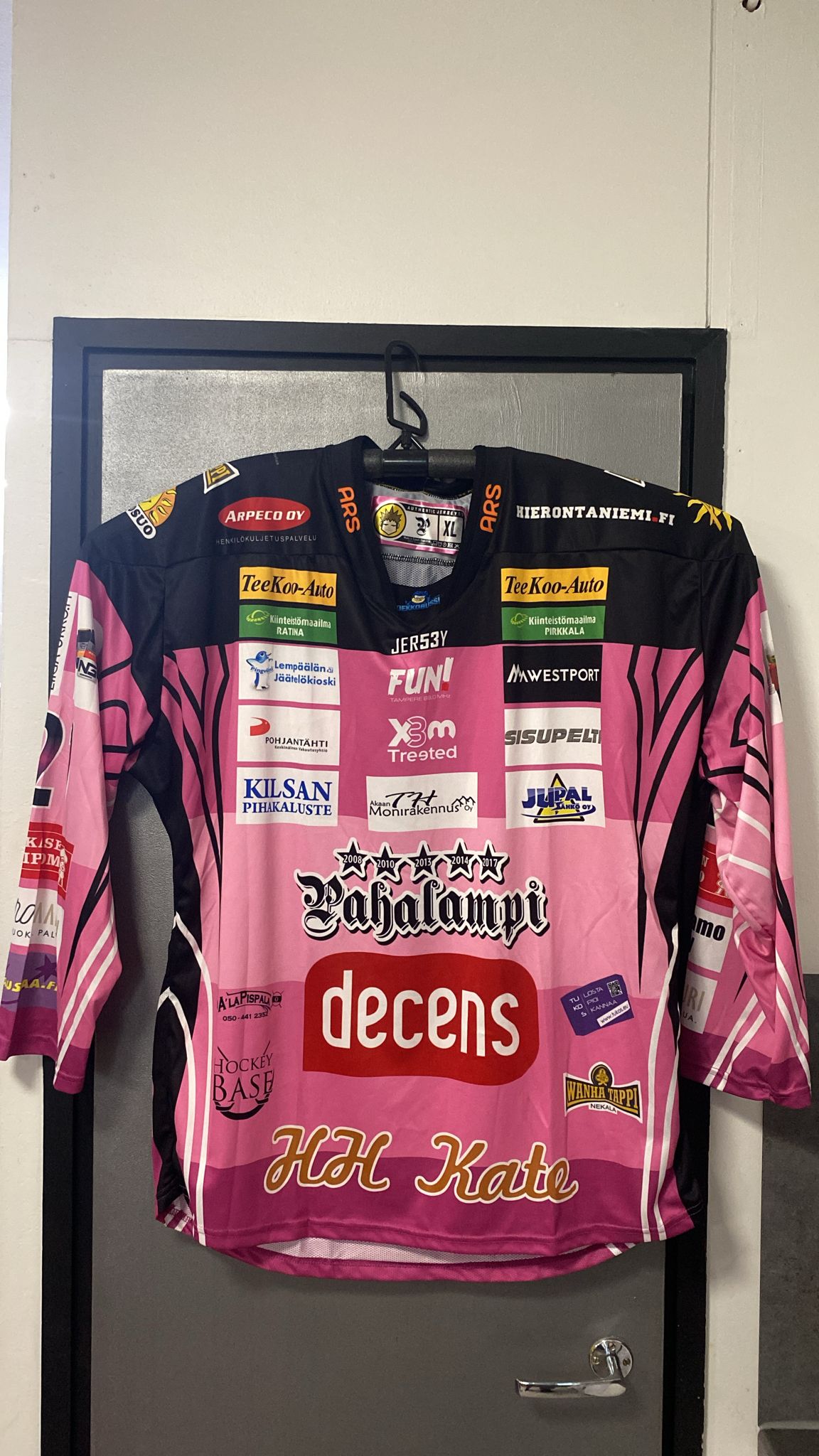 Lehterä Pahalampi pelipaita käyttämätön koko XL