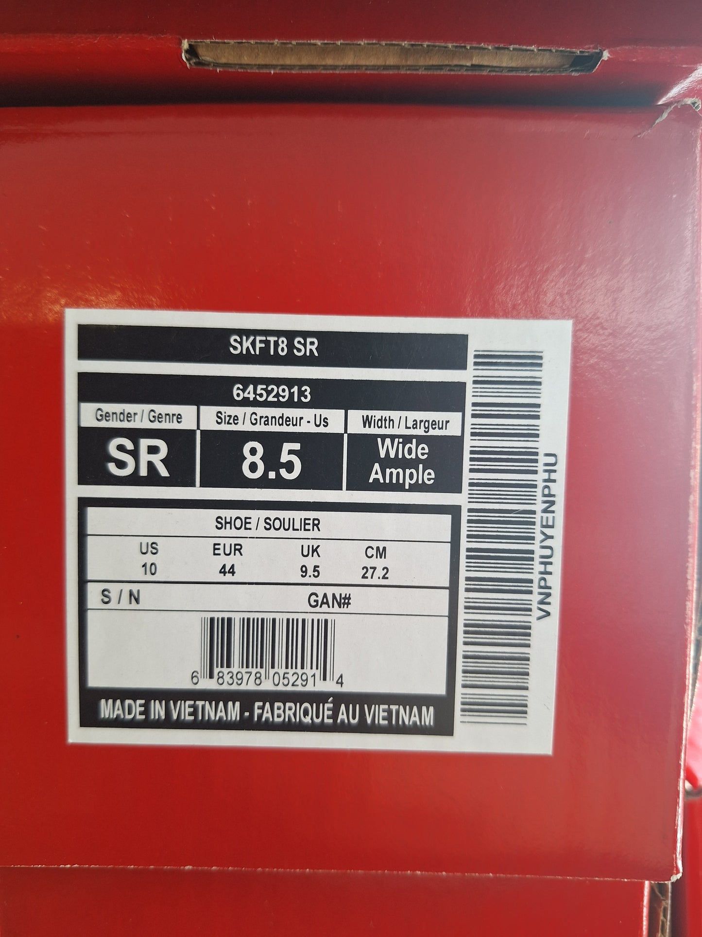 CCM FT8 koko 8,5 = 44 lesti Wide ample SUOMEN HALVIN