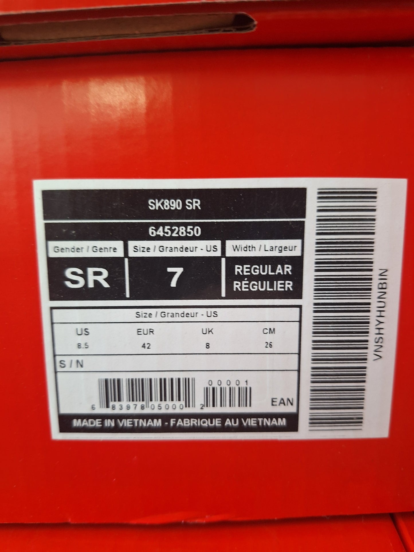 CCM FT890 koko 7 = 42 lesti Regular SUOMEN HALVIN