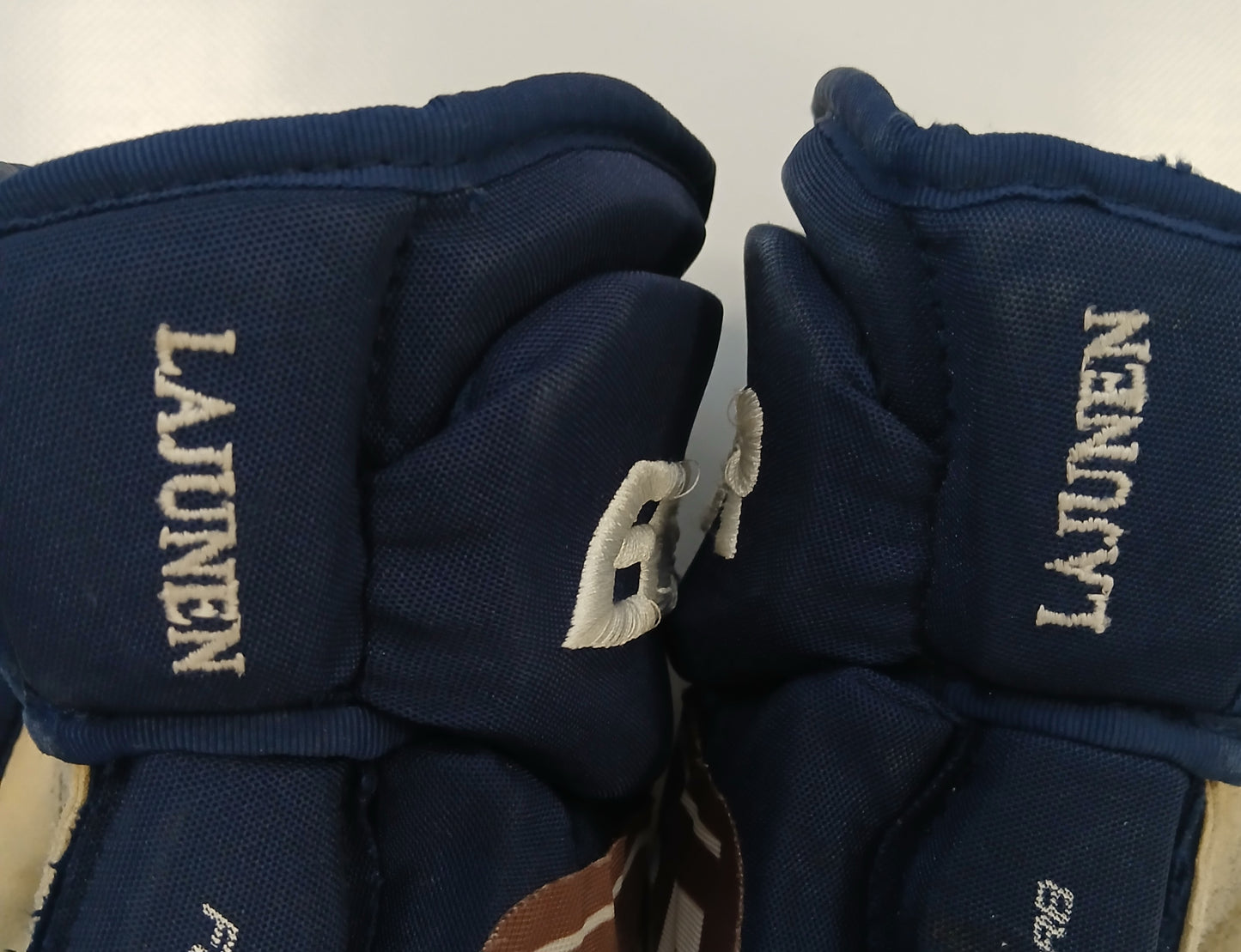 Bauer supreme mx3 hanskat.