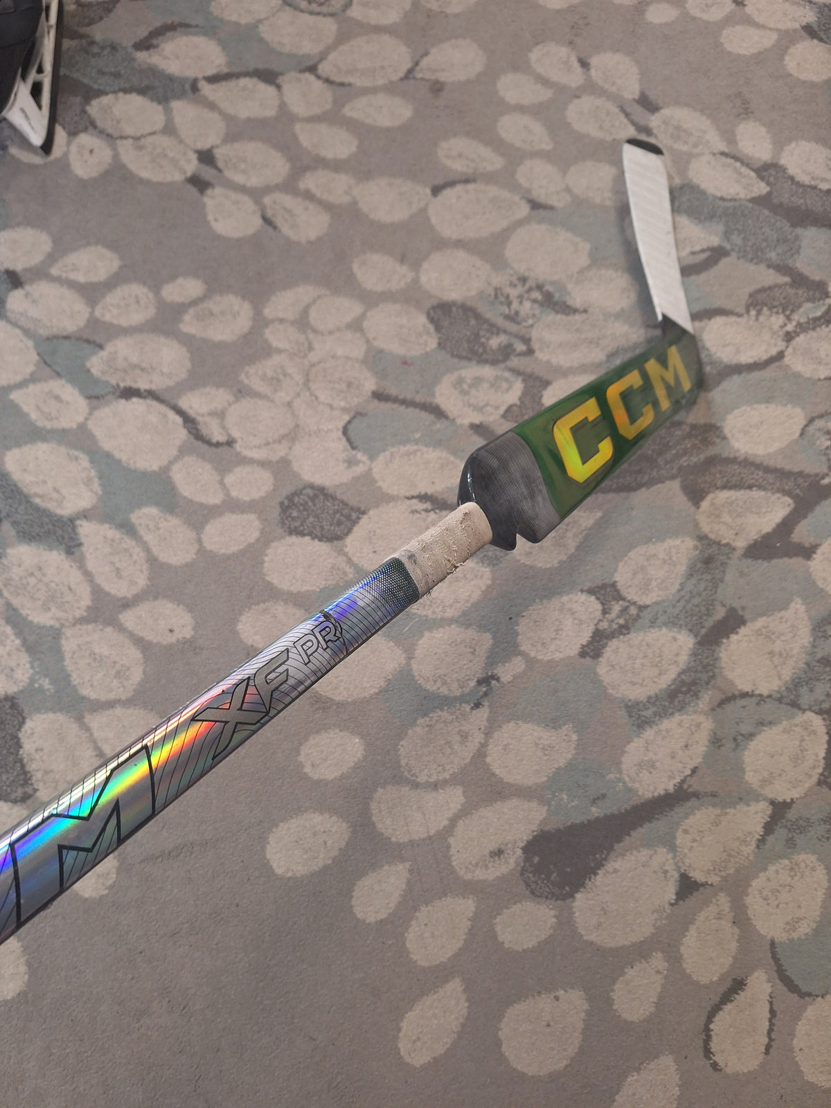 CCM XF Pro otekorkeus 25" ( Armalis ) MAILA ON VARSIKORJATTU NÄKYY KUVASSA.