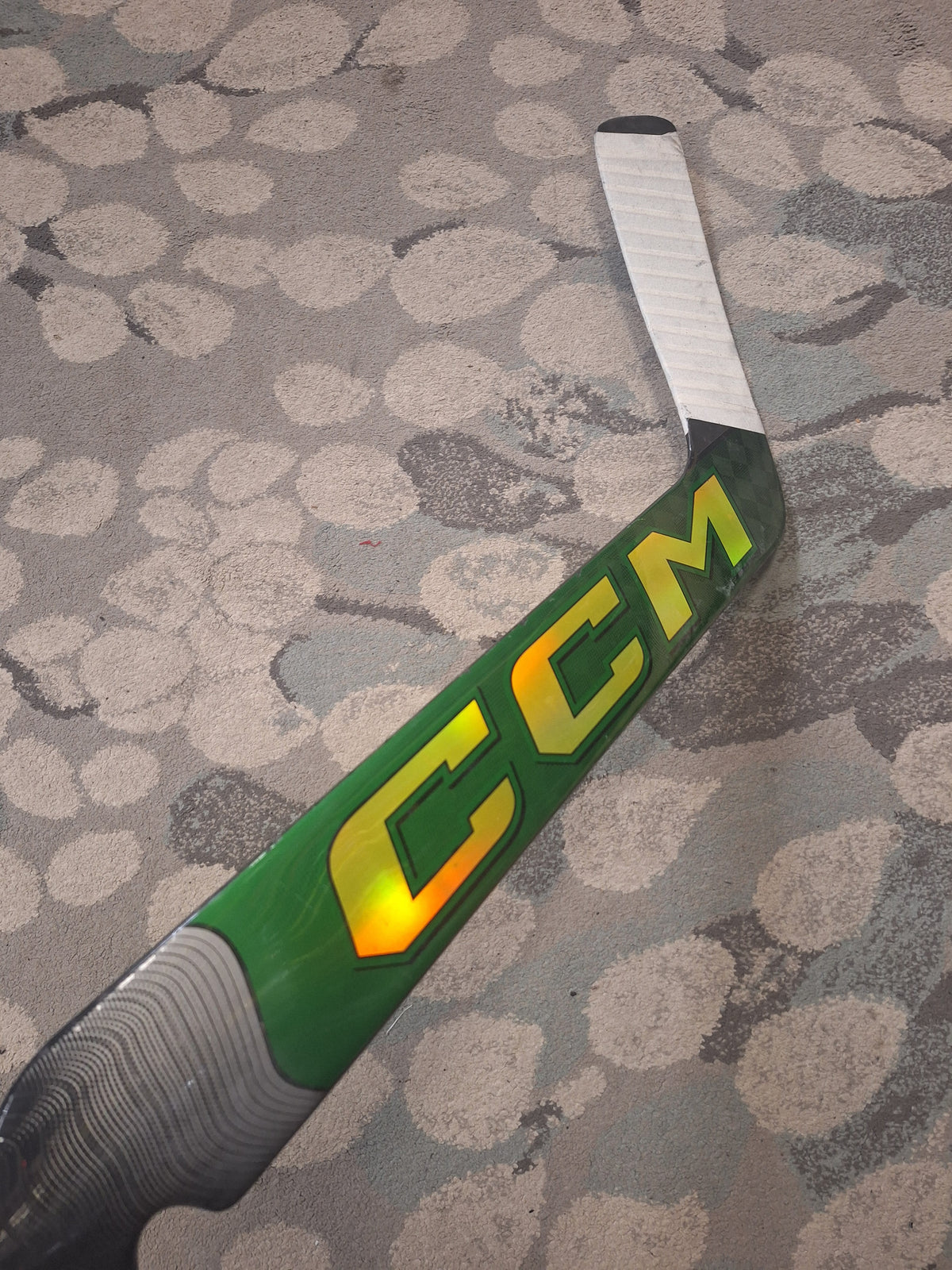 CCM XF Pro otekorkeus 25" ( Armalis ) MAILA ON VARSIKORJATTU NÄKYY KUVASSA.