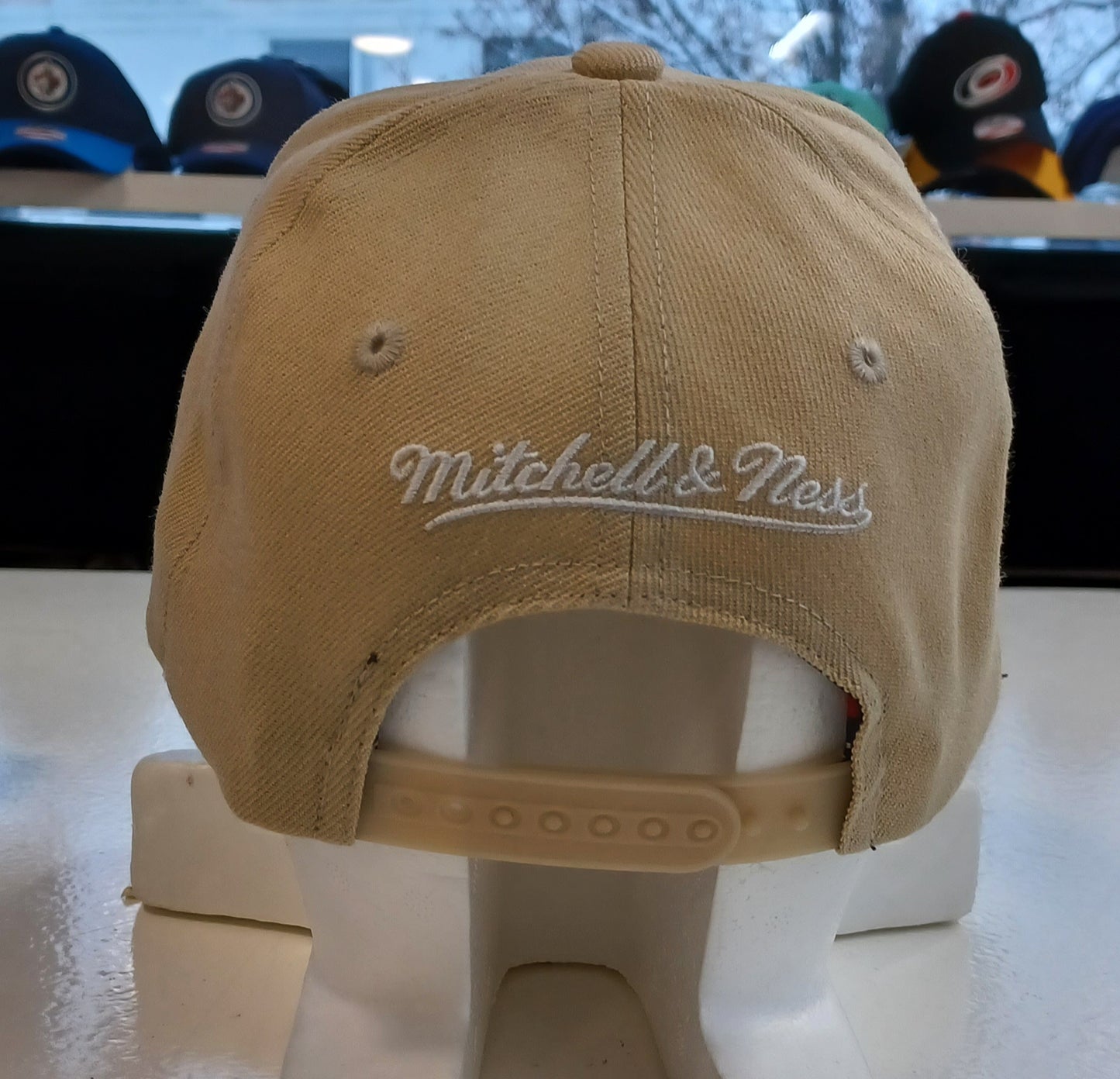 Mitchell & Ness - Lippis