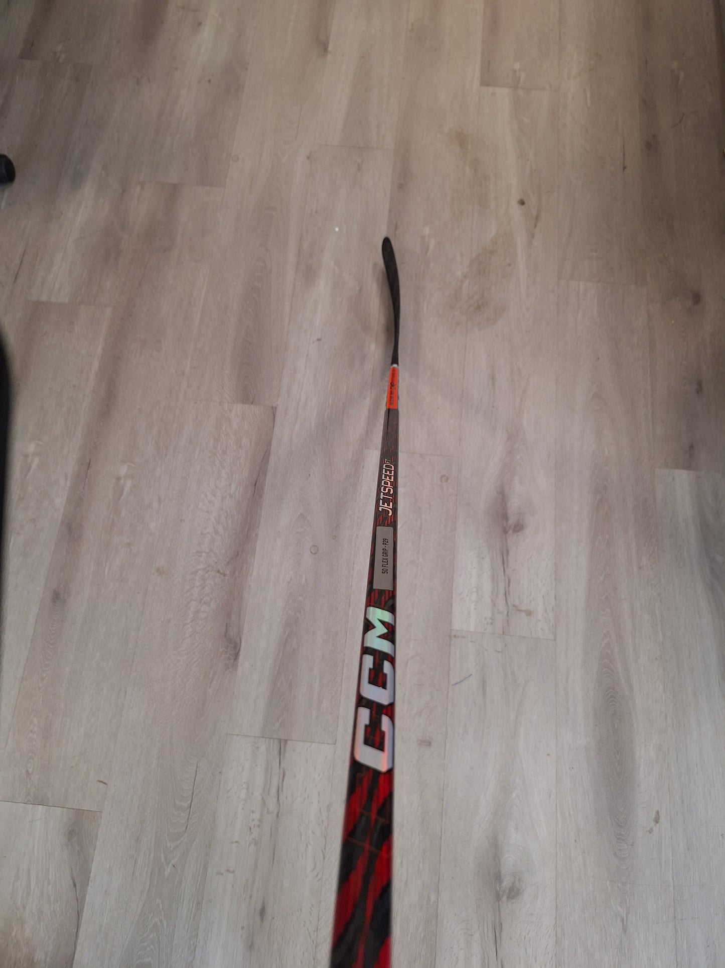 CCM FT5 PRO JR 50FLEX RIGHT LAPA 29