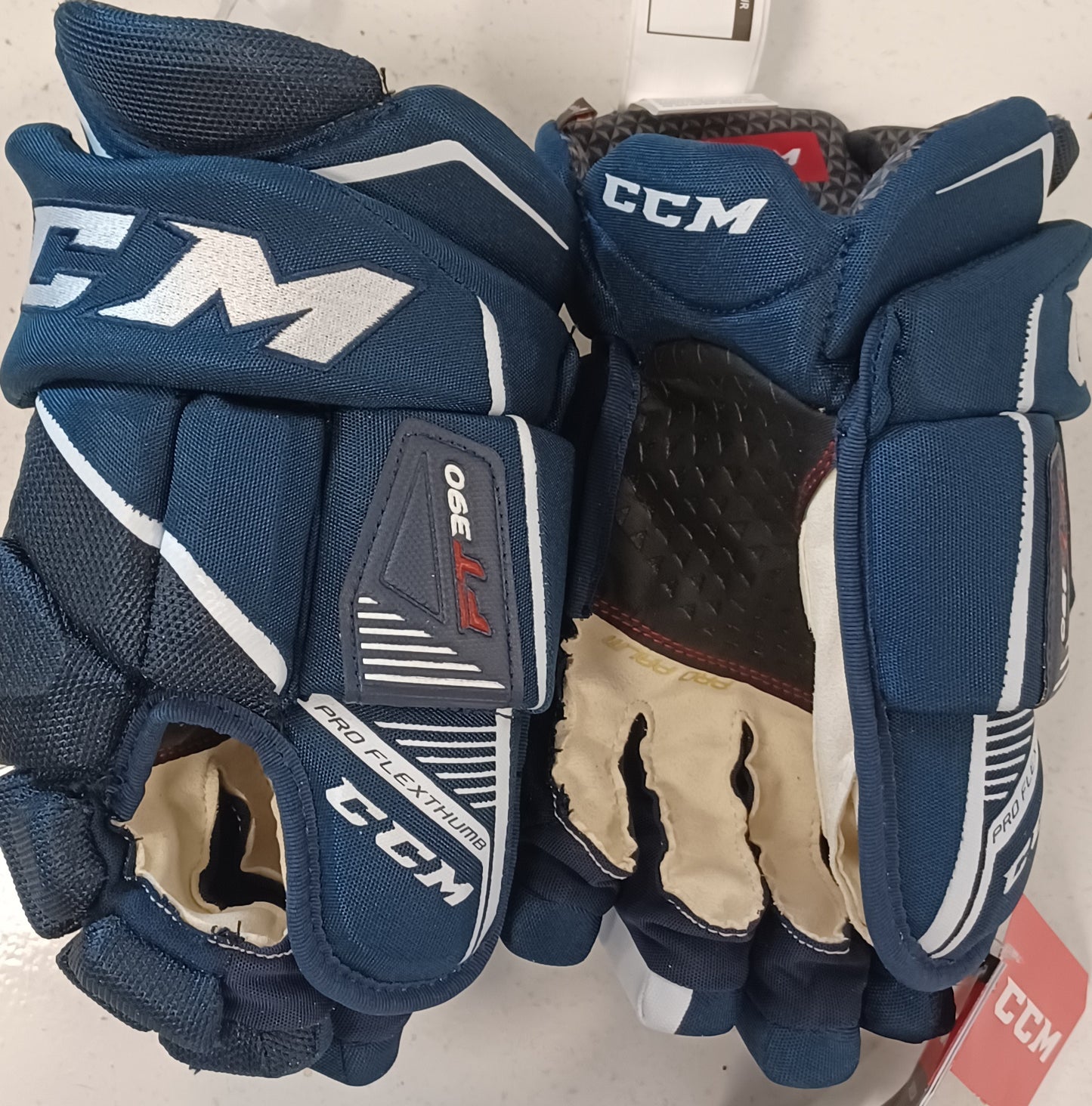 CCM FT390