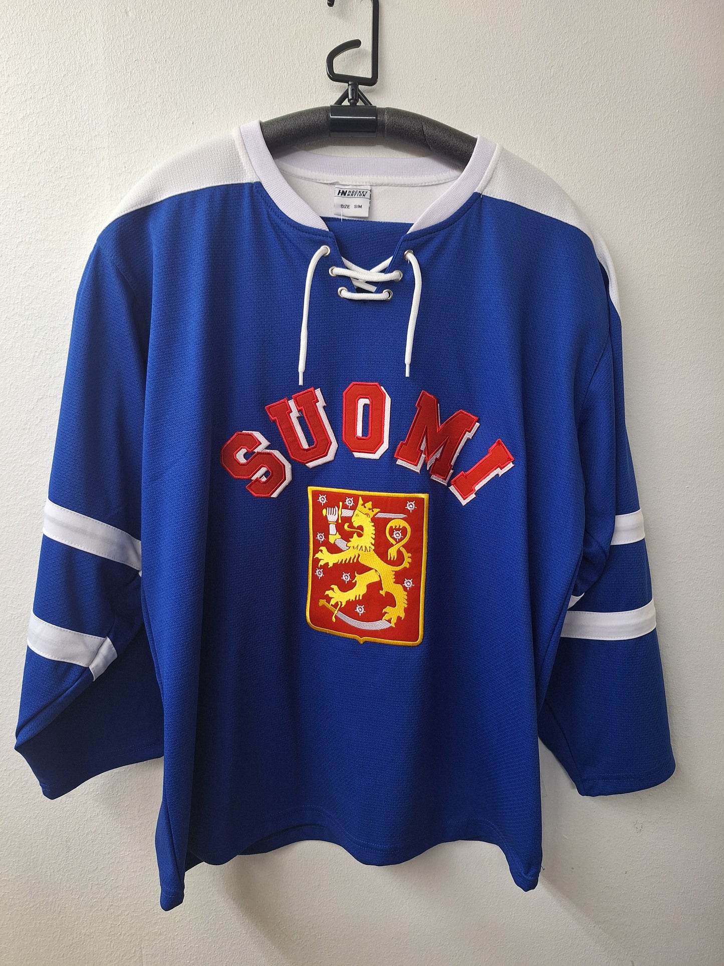 Suomi retro Laine fanipaita