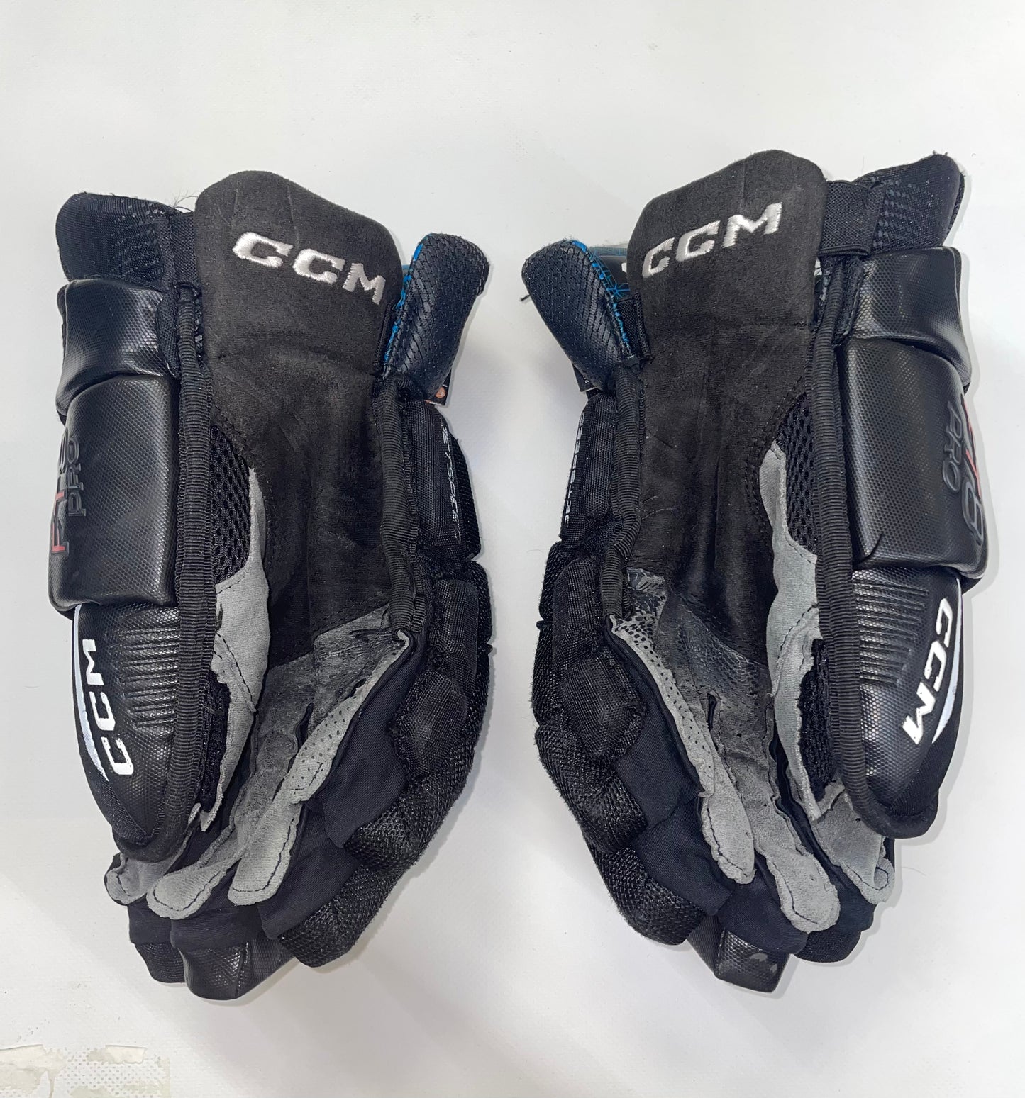 CCM FT8 pro hanskat 14”