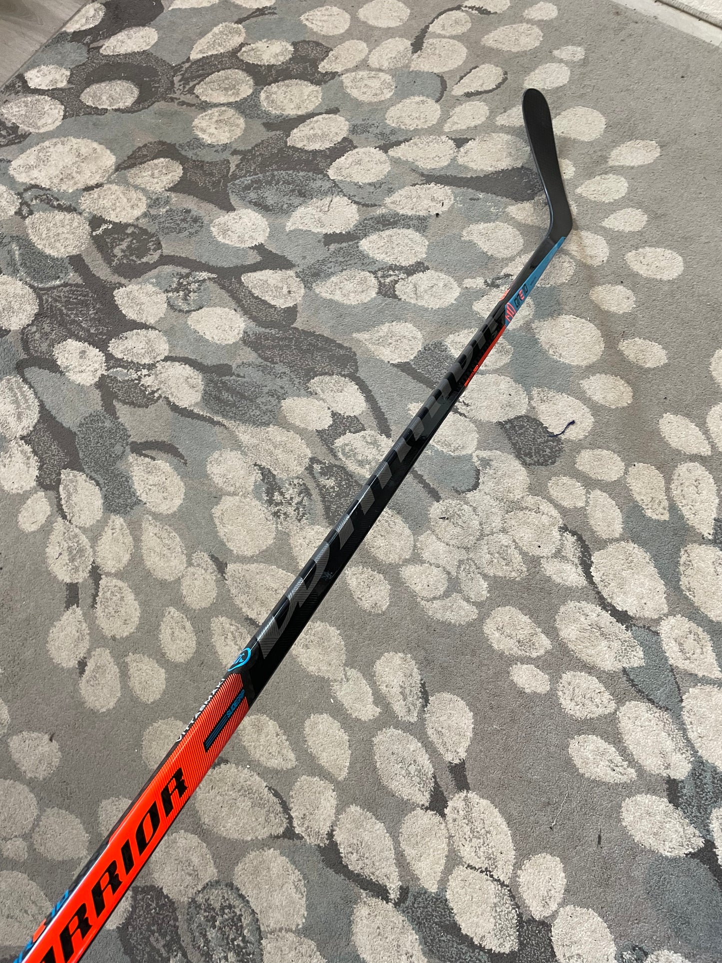 Warrior QRE10 ( Vittasmäki ) flex 85 Uusi