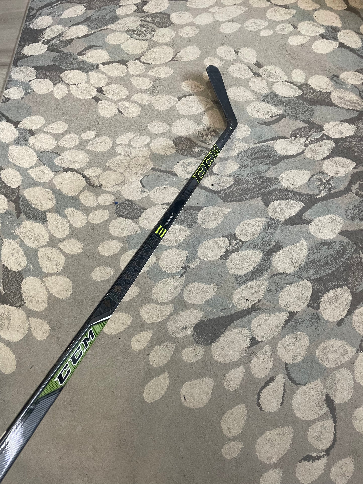 CCM Ribcore Reckoner ( Tarasenko ) flex 85 käytetty