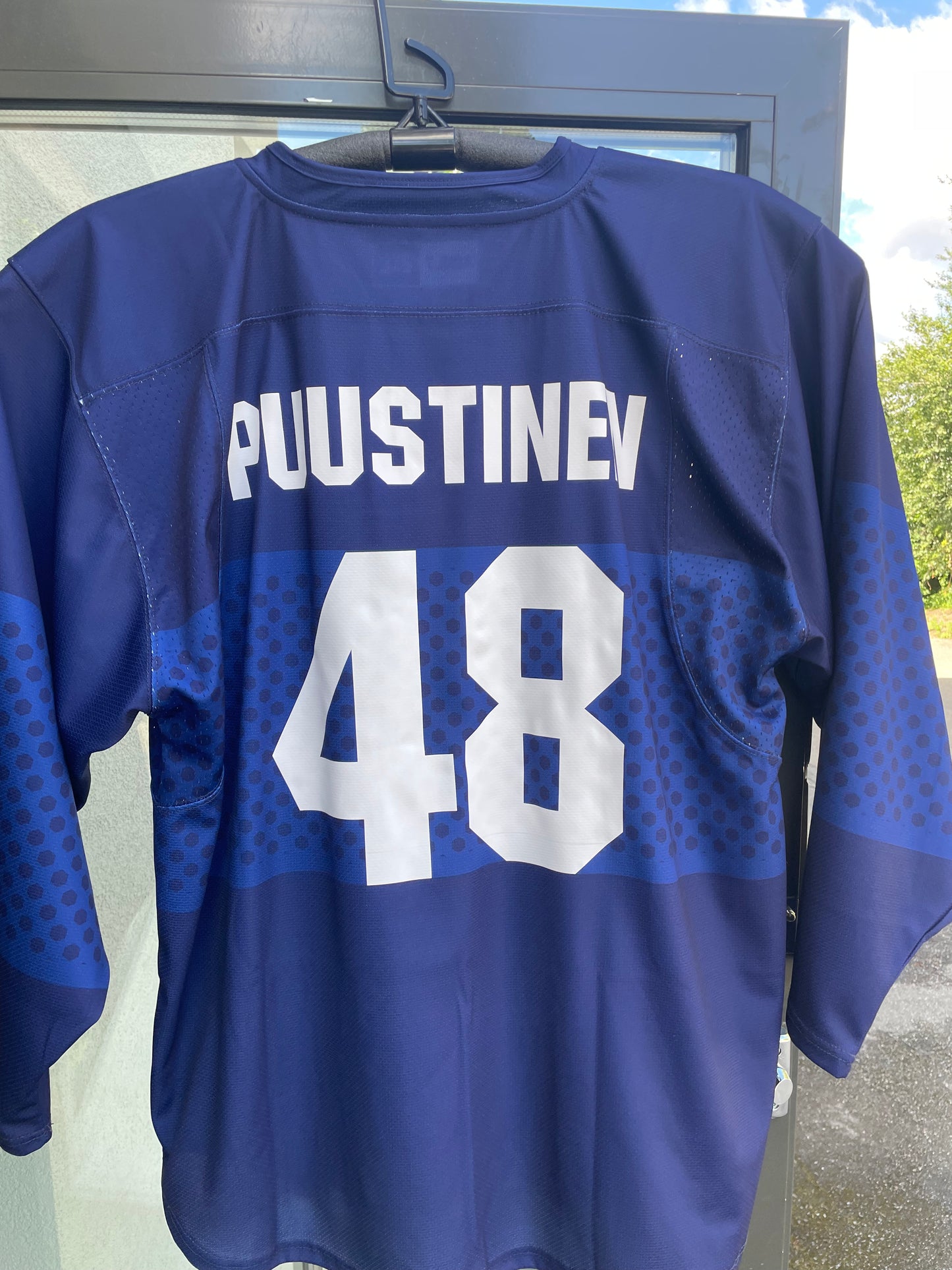 Puustinen Suomipaita
