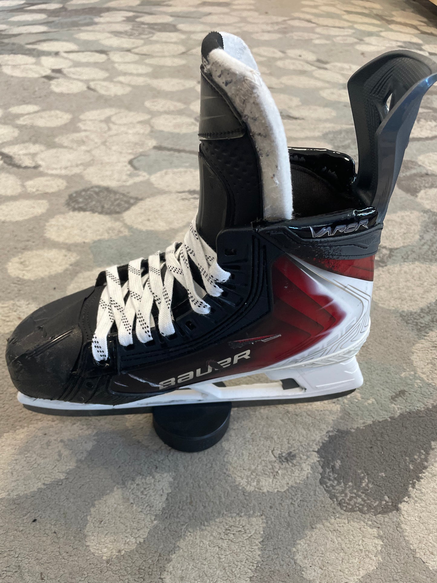 Bauer Vapor Flylite ( Liedes custom ) koko 8