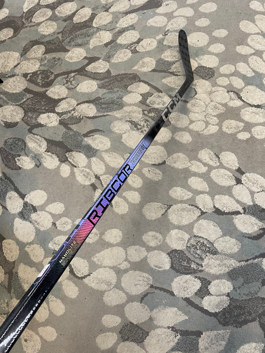 CCM Trigger 8 Pro ( Hirvonen ) flex 75