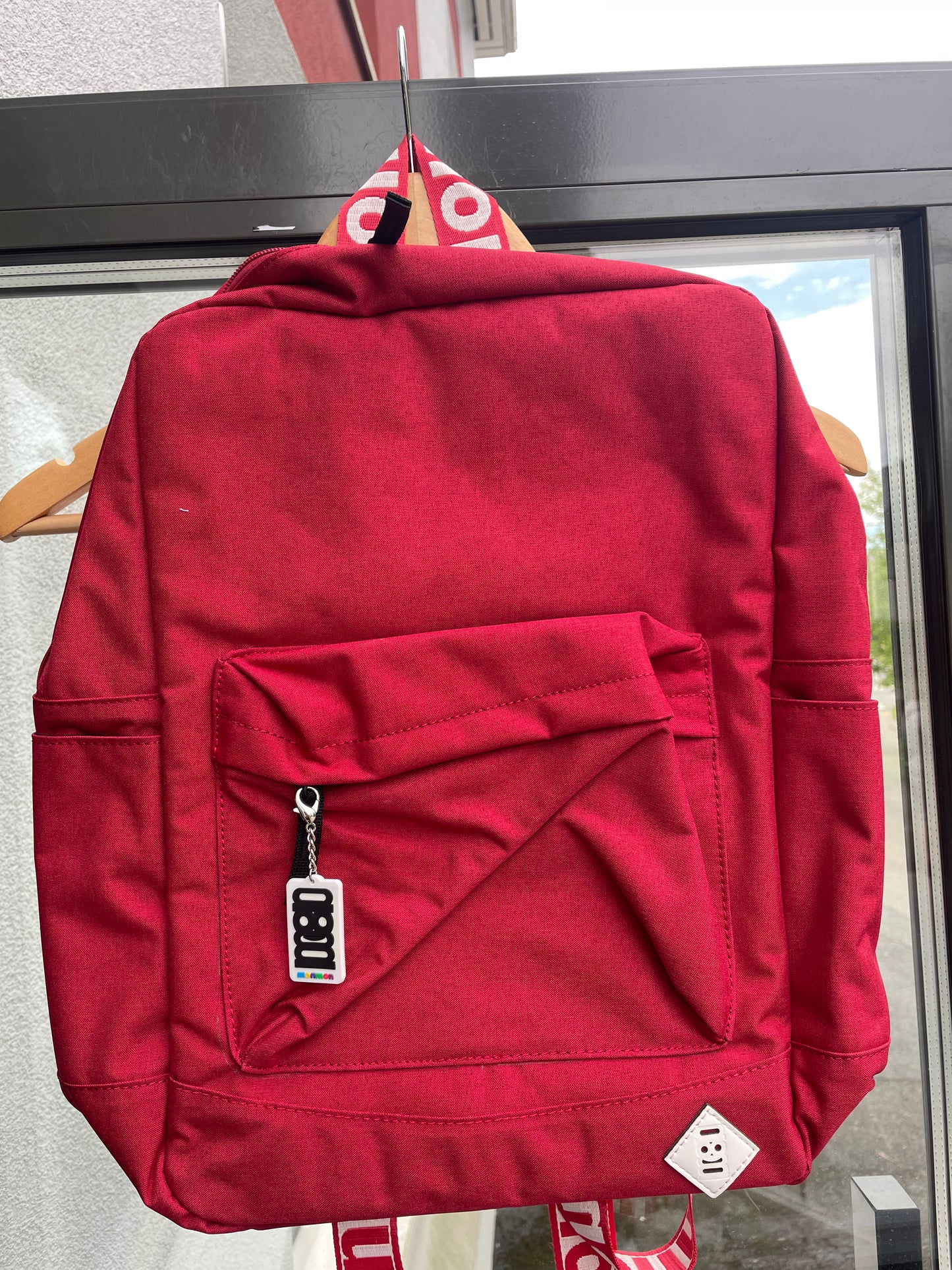 Monmon classic red