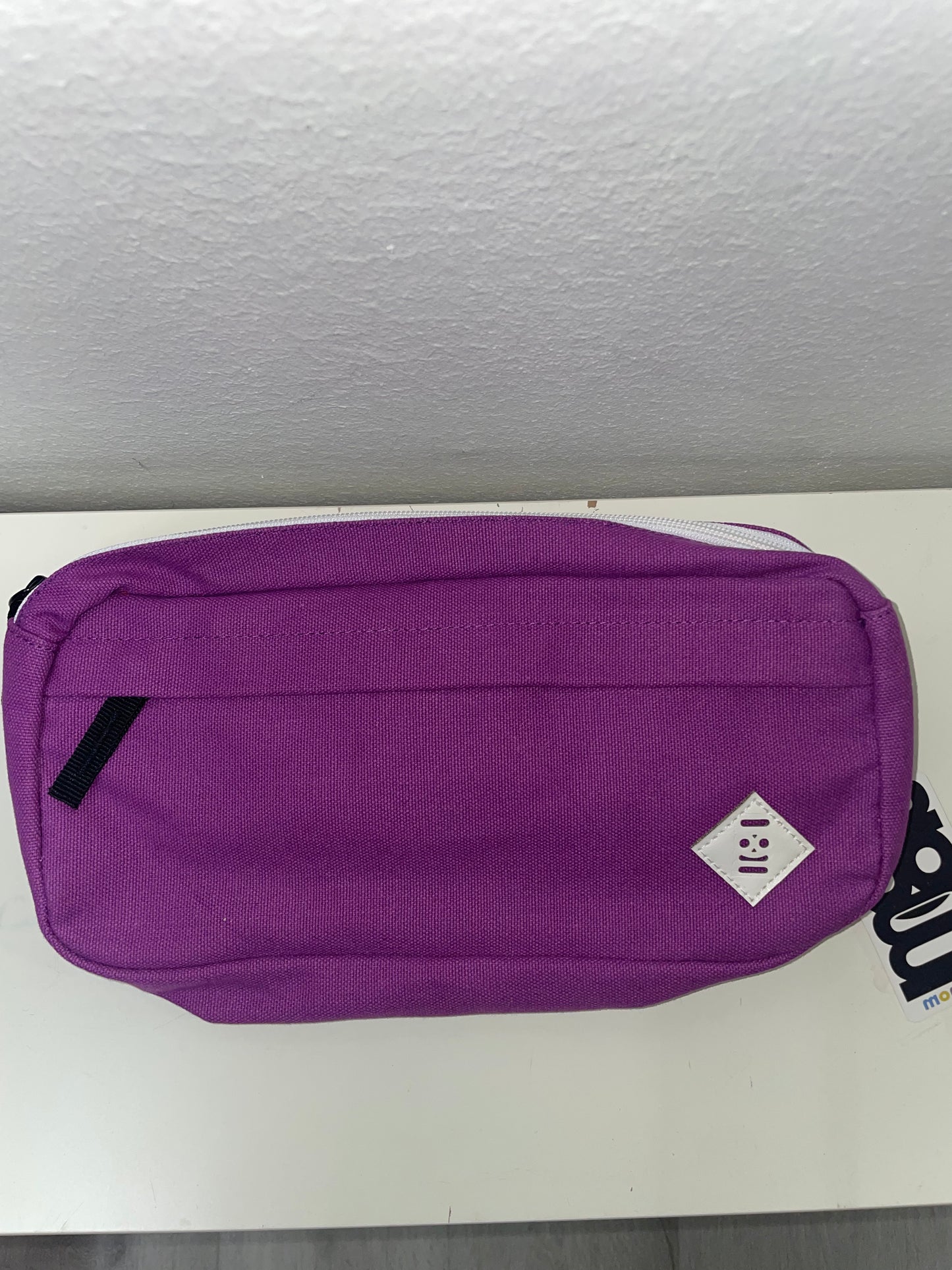 Classic purple Vyölaukku
