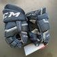 CCM QLT Hanskat 12”