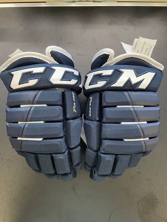 CCM Tacks 4R pro hanskat 13”