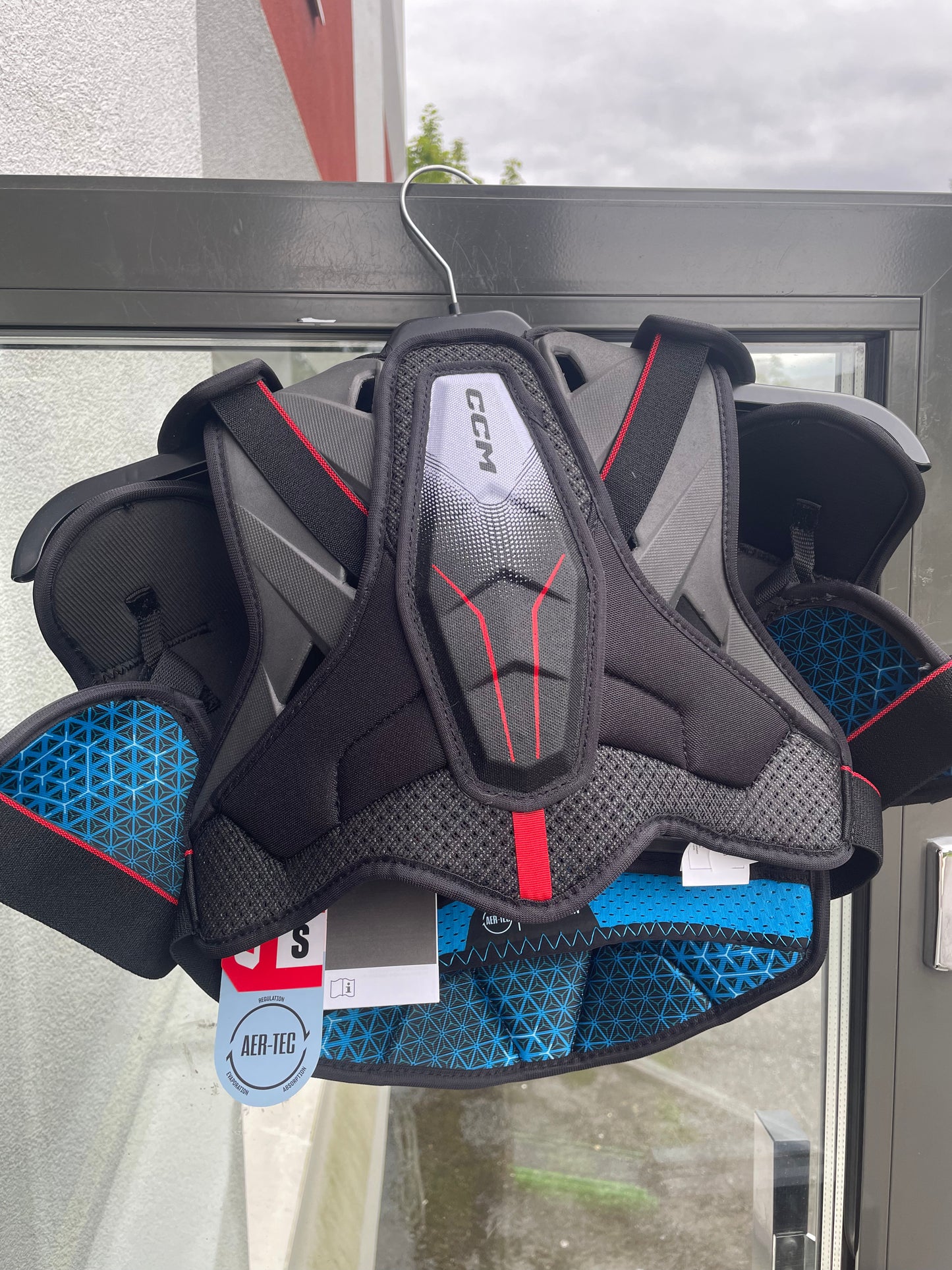 CCM Jetspeed FT 8 jr rintpanssari