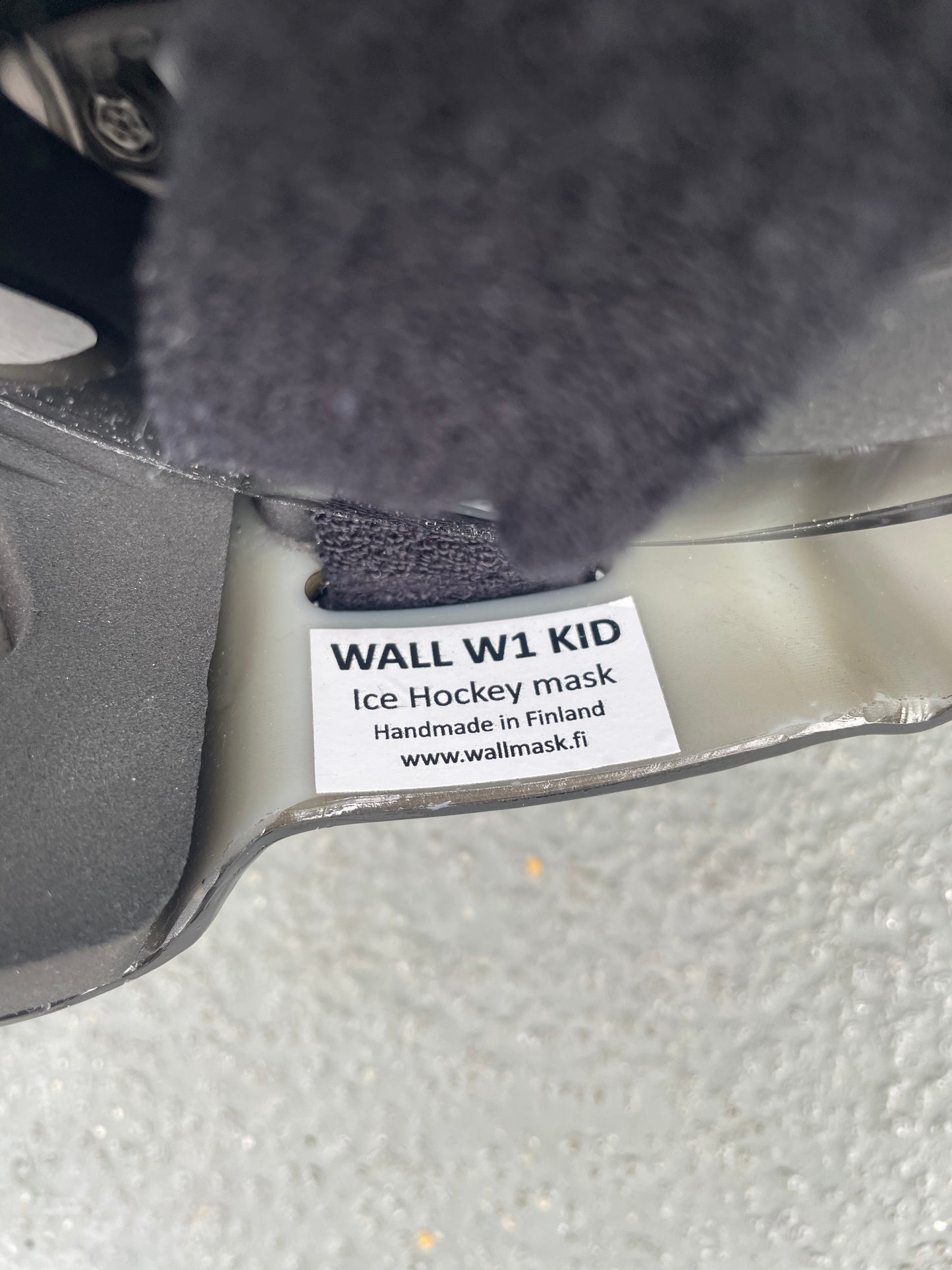 WALL W1 jr maalivahdin kypärä