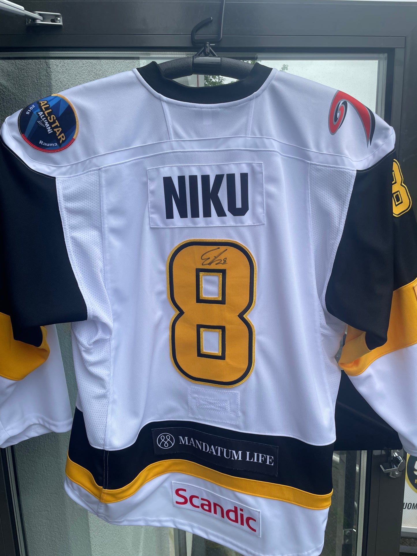 Liiga Alumni ”Niku” pelipaita XL