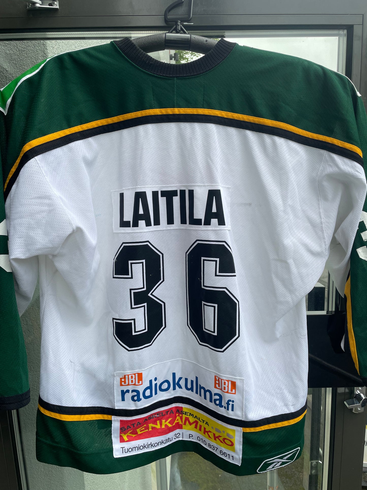 Ilves ”Laitila” nuorten SM-Liiga pelipaita