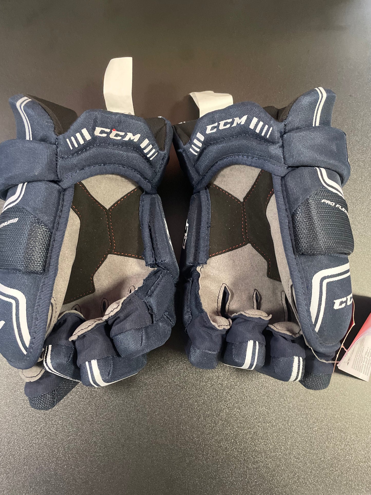 CCM QLT270 14” hanskat