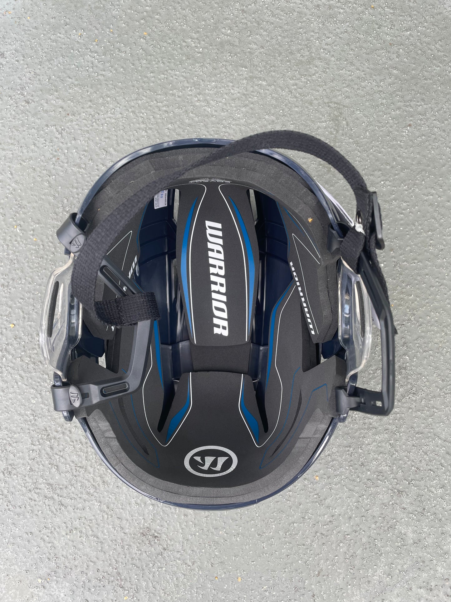 Warrior covert PX2 kypärä