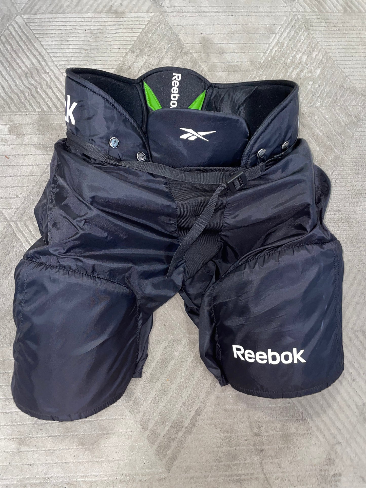 Reebok 12K Sr L Housut