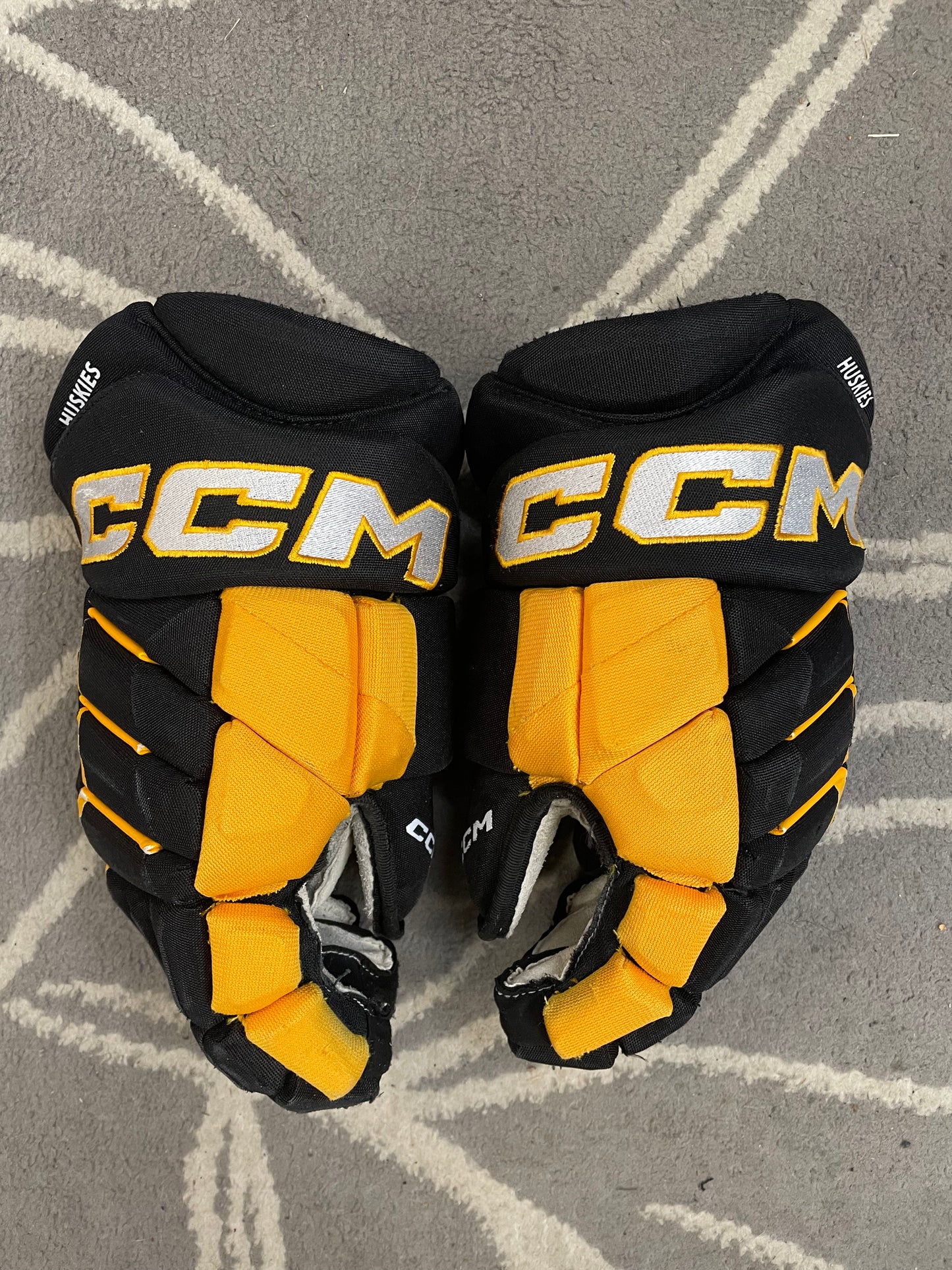 CCM PRO (huskies) 14”