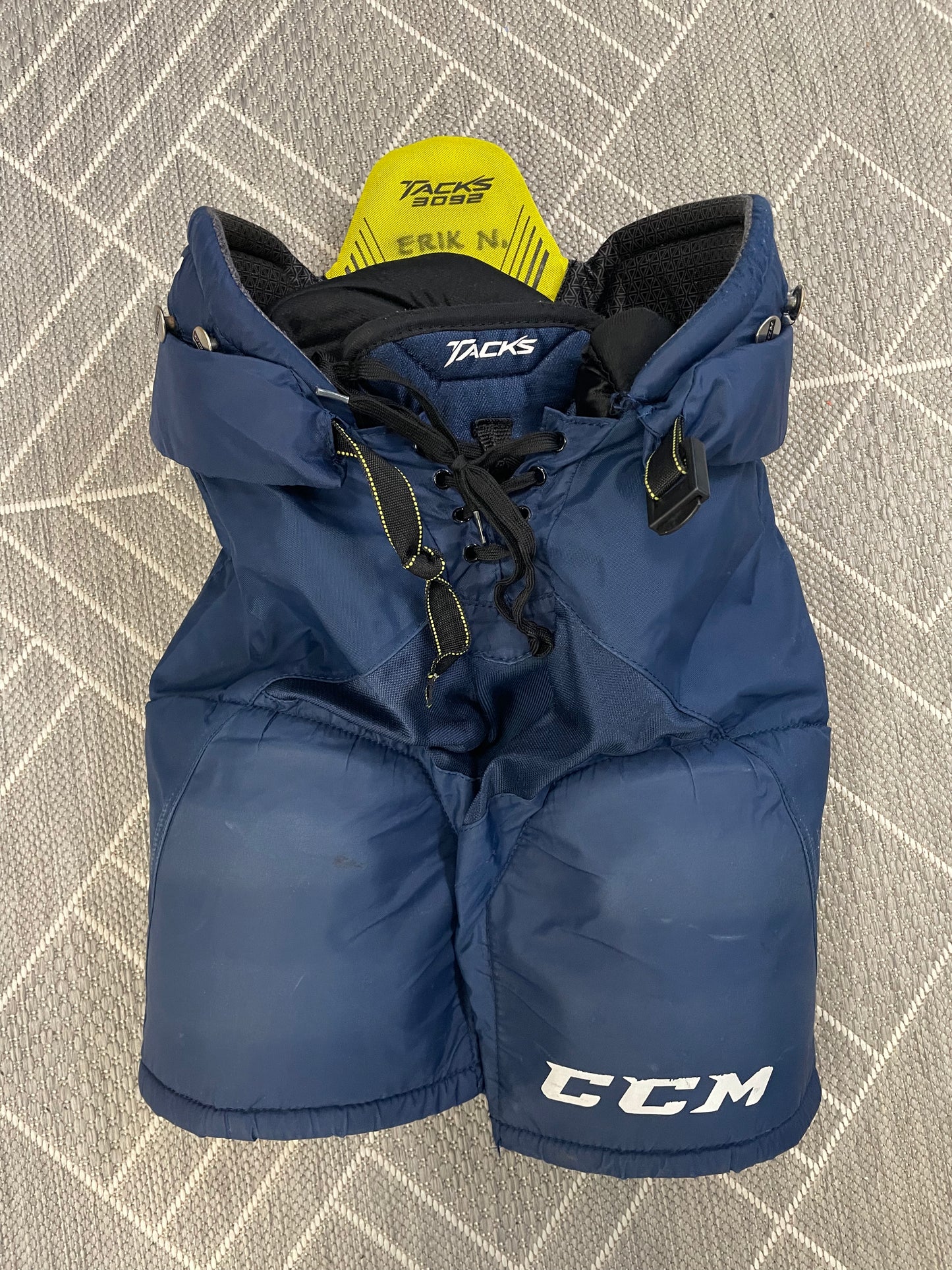 CCM Tacks 3092 Jr M