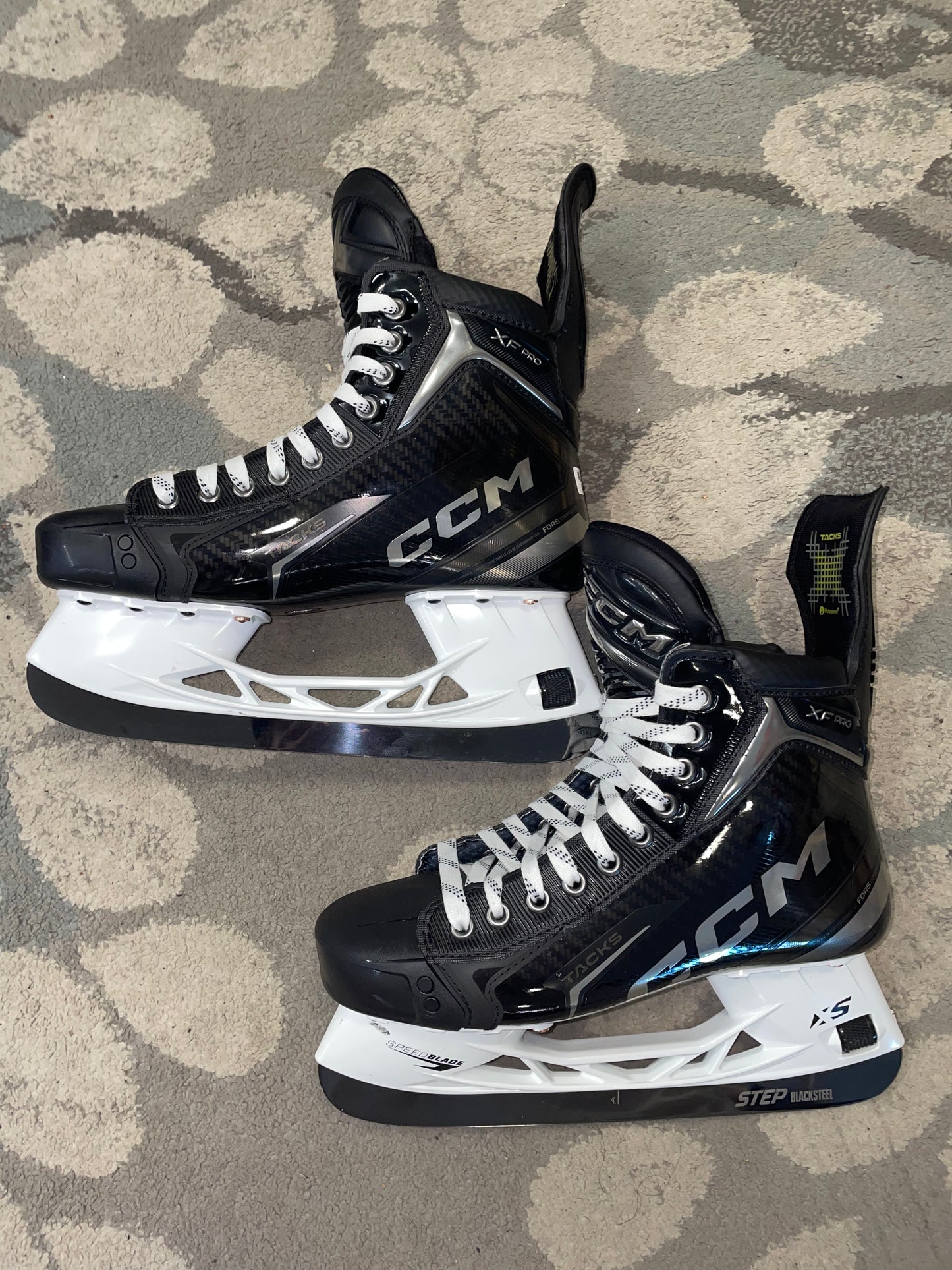 CCM XF Pro lesti: regular koko 8/43
