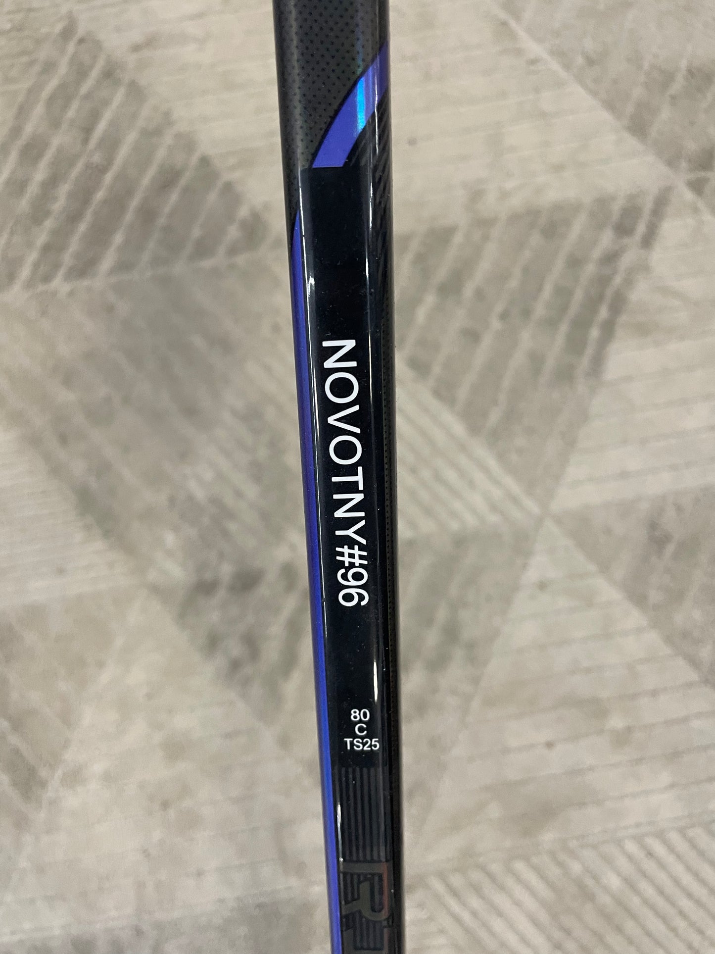 CCM Trigger 9 pro Flex 80 165cm