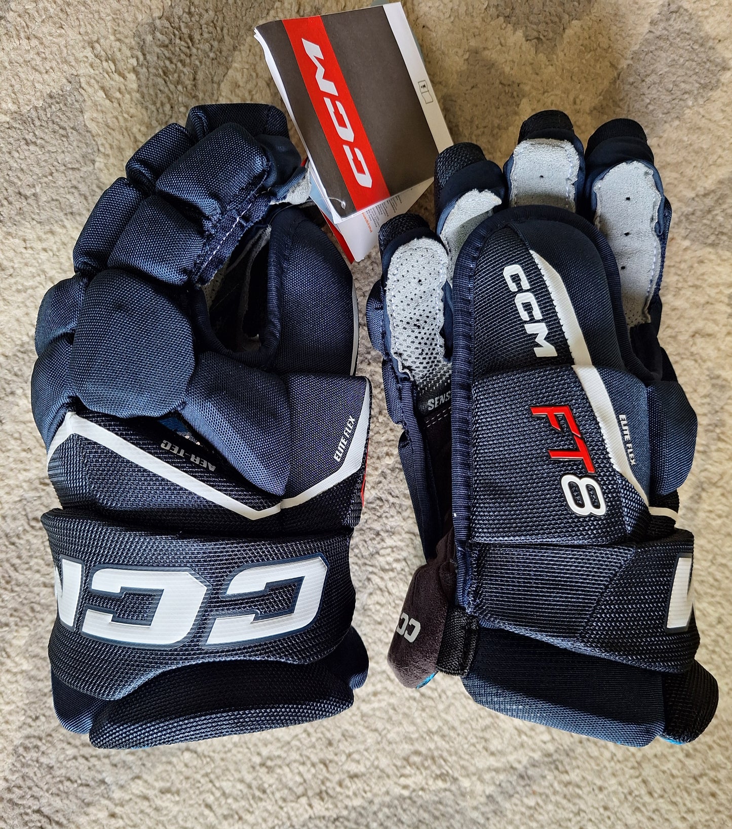 CCM FT8 navy koko 13