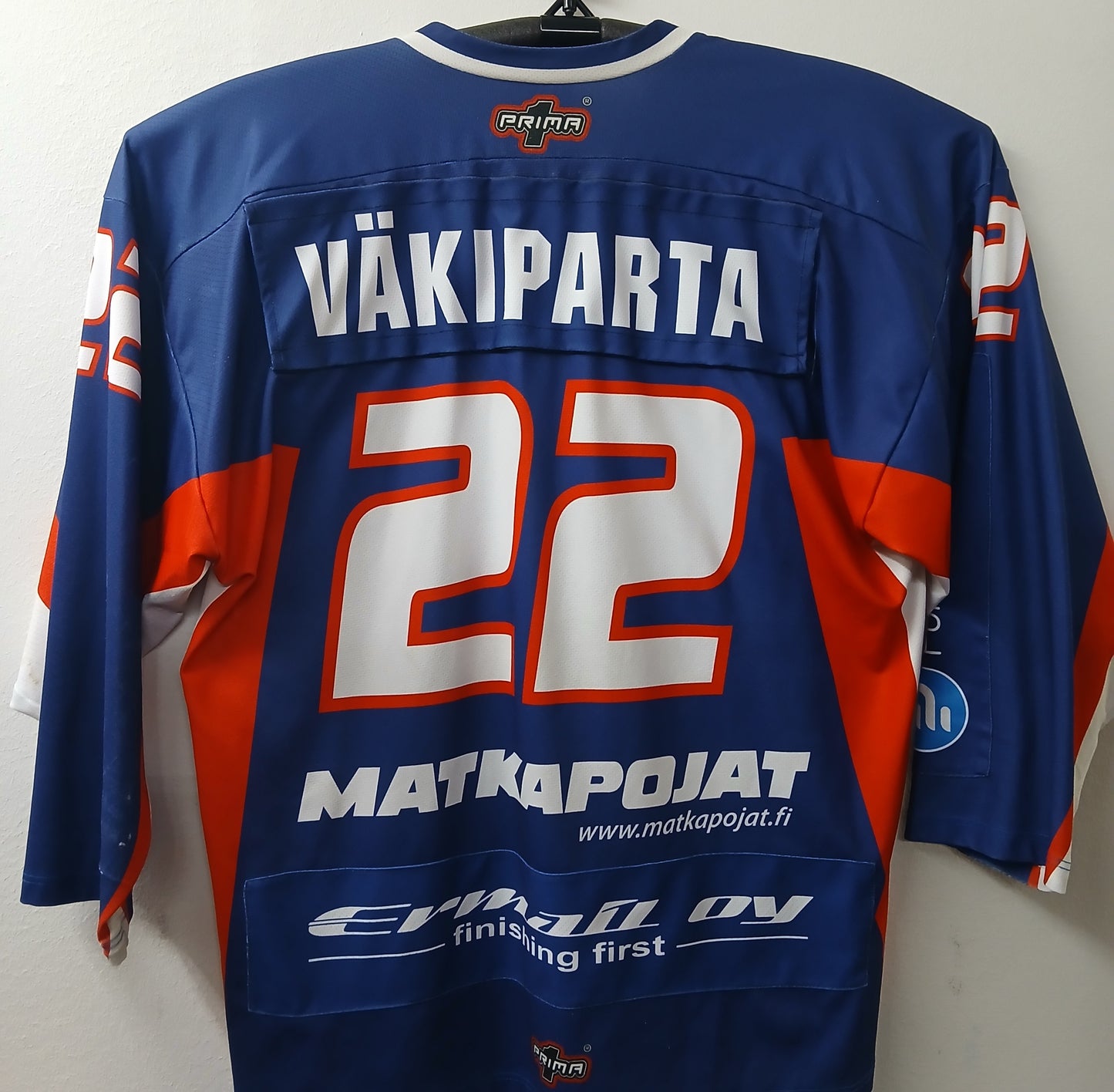 LeKi mestiskauden paita. " Väkiparta"