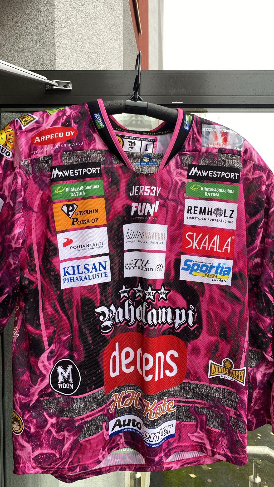 Tuukka Mäntylä Pahalampi Liigapaita